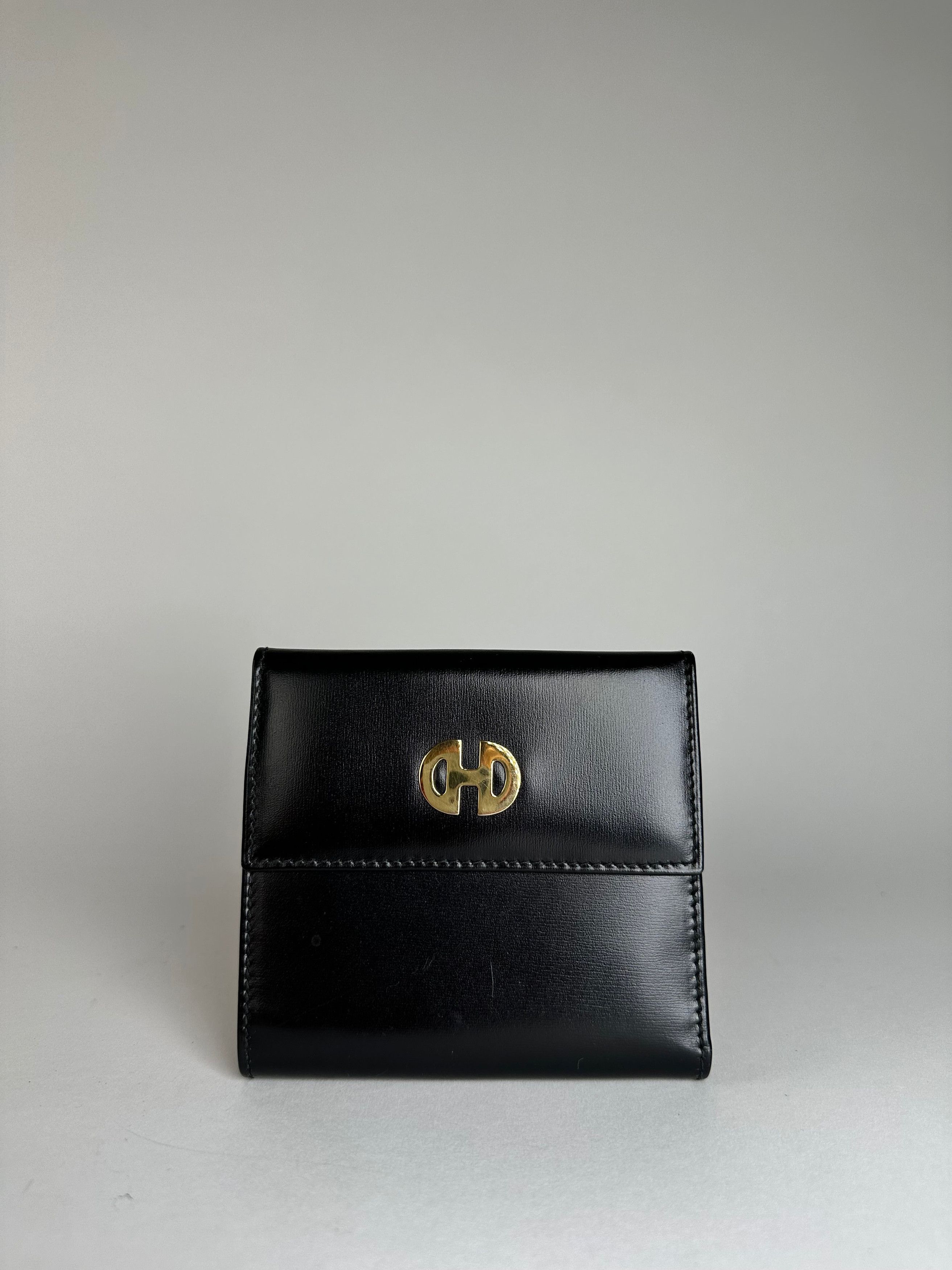 Celine Vintage Paris Patent Leather Wallet Black Size ONE SIZE - 10 Thumbnail