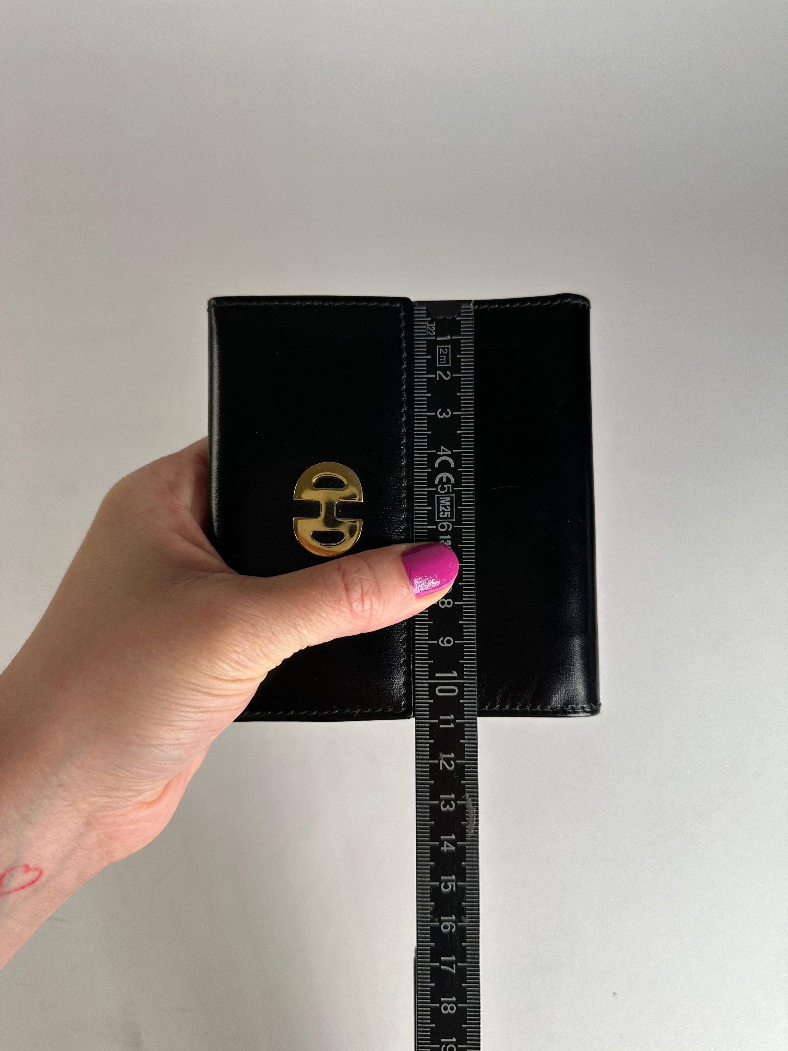 Celine Vintage Paris Patent Leather Wallet Black Size ONE SIZE - 8 Thumbnail