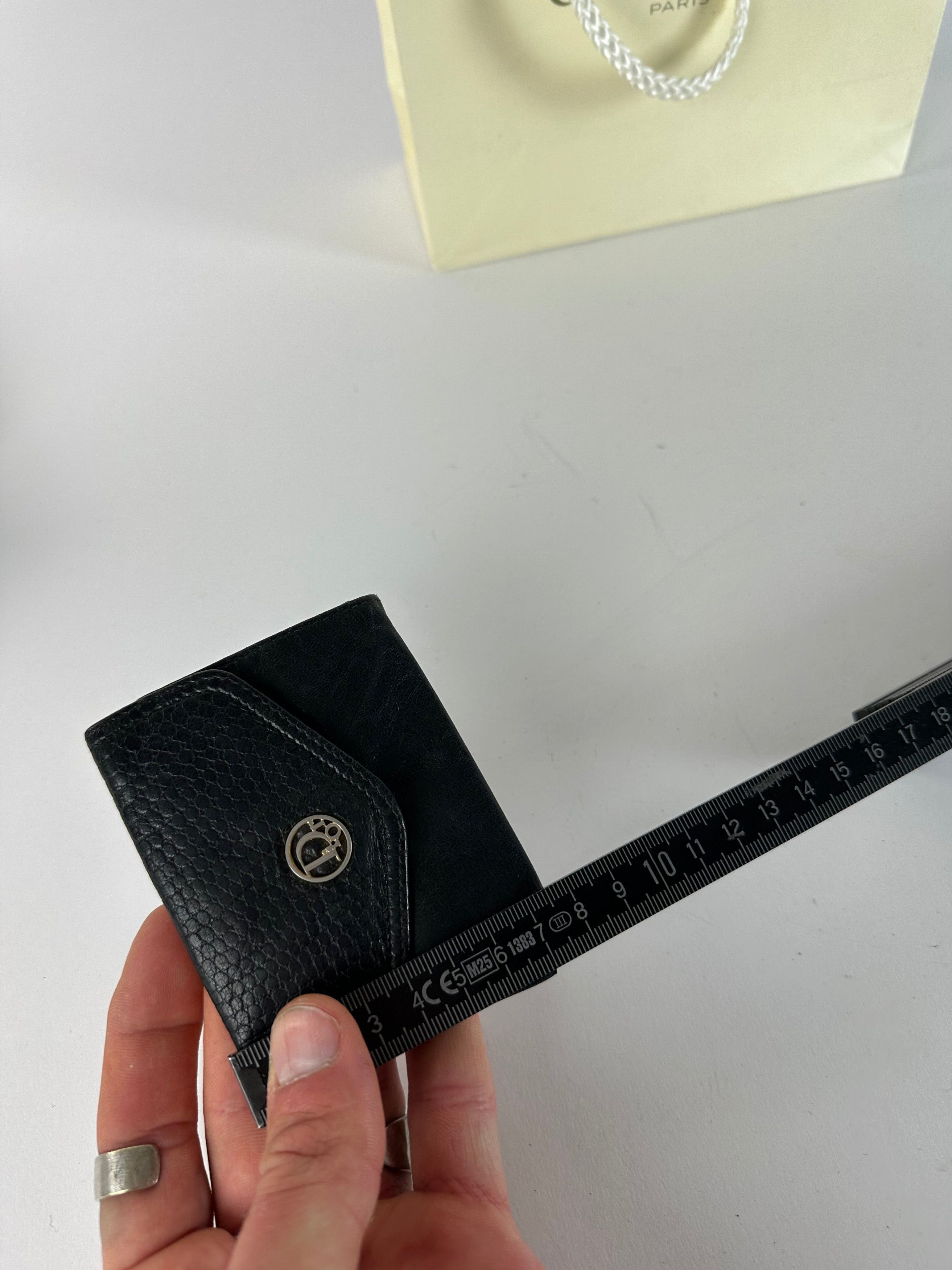 Dior Vintage Snake Emblossed Leather Card Holder Black Size ONE SIZE - 8 Thumbnail