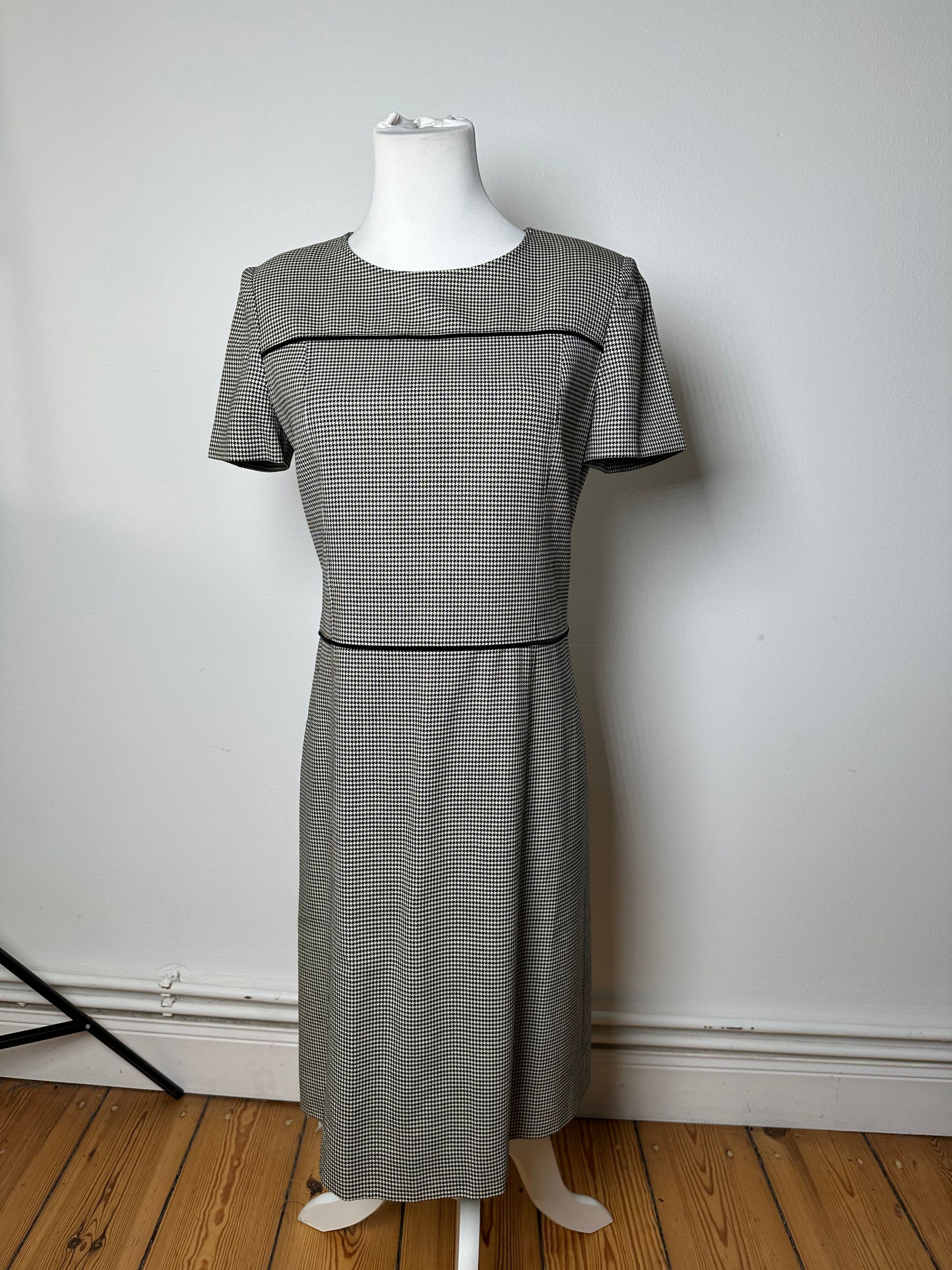 Courreges Vintage Checked Dress Black White M Size S / US 4 / IT 40 - 9 Thumbnail
