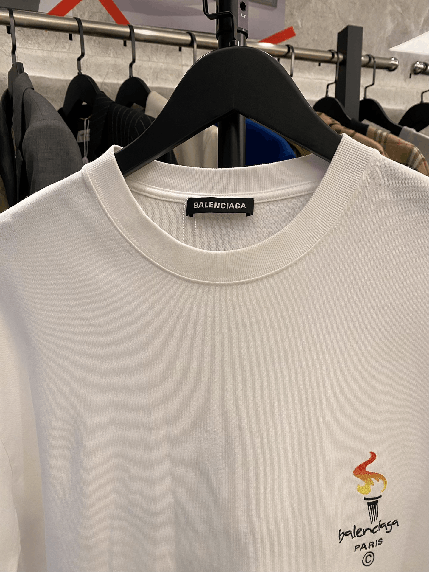 Balenciaga Balenciaga T-Shirt xs Men Size US XS / EU 42 / 0 - 2 Thumbnail