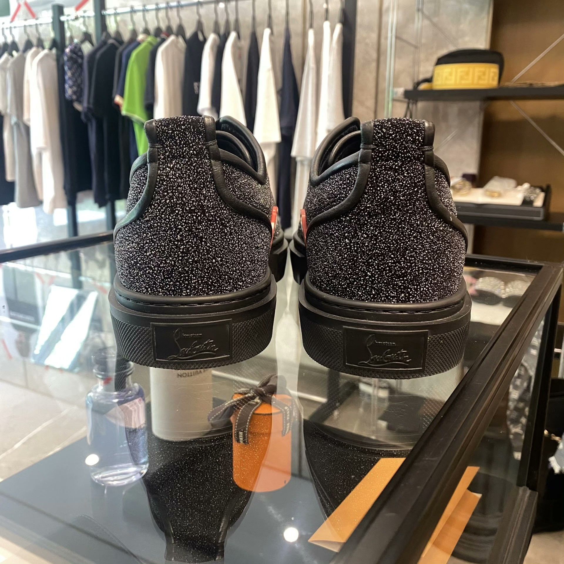 Christian Louboutin Christian Louboutin Black Lowtop Sneakers 5 Men Size US 5 / EU 37 - 6 Thumbnail