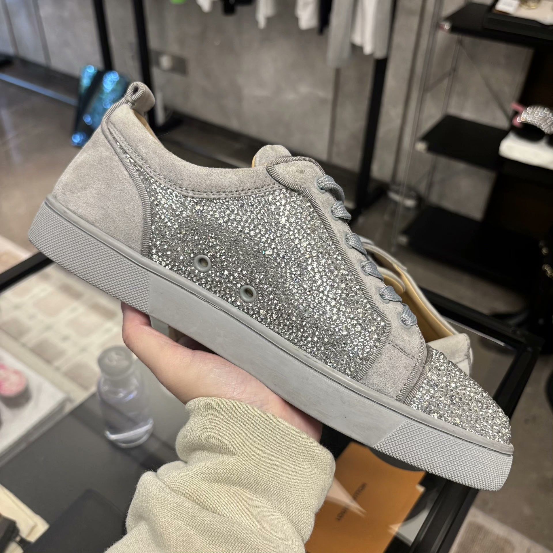 Christian Louboutin Christian Louboutin Gray Lowtop Sneakers 9 Men Size US 9 / EU 42 - 4 Thumbnail