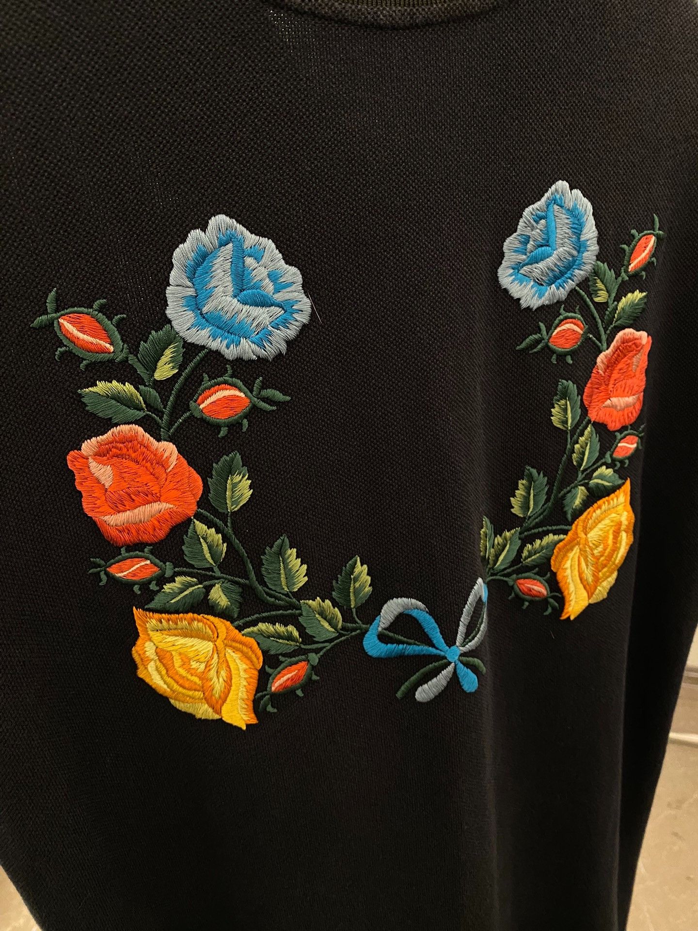 Gucci Gucci Floral Embroidered Polo s Men Size US S / EU 44-46 / 1 - 4 Thumbnail