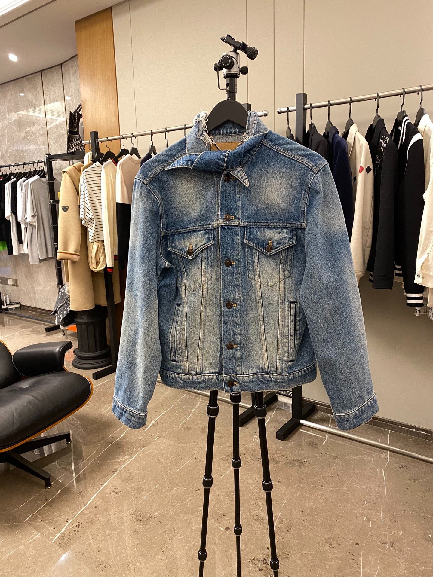 Balenciaga Balenciaga Denim Jacket S Women Size S / US 4 / IT 40 - 2 Thumbnail