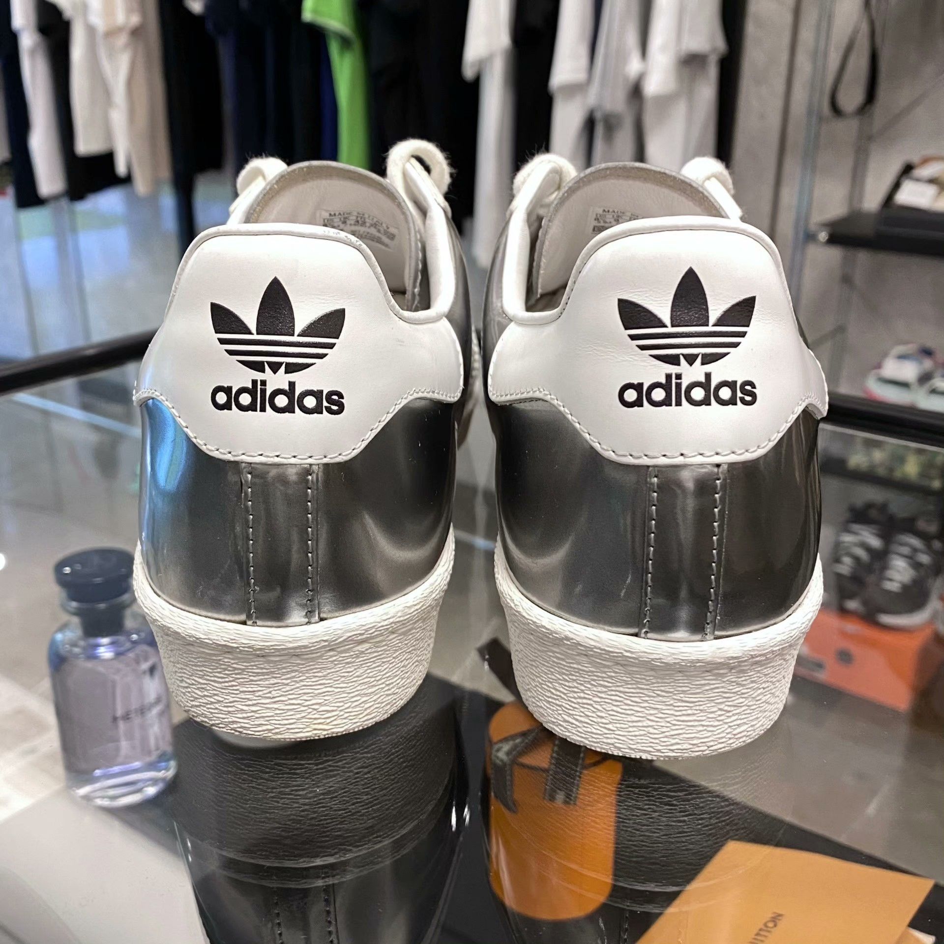 Adidas Adidas Collab Silver Lowtop Sneakers 9 Men Size US 9 / EU 42 - 5 Thumbnail
