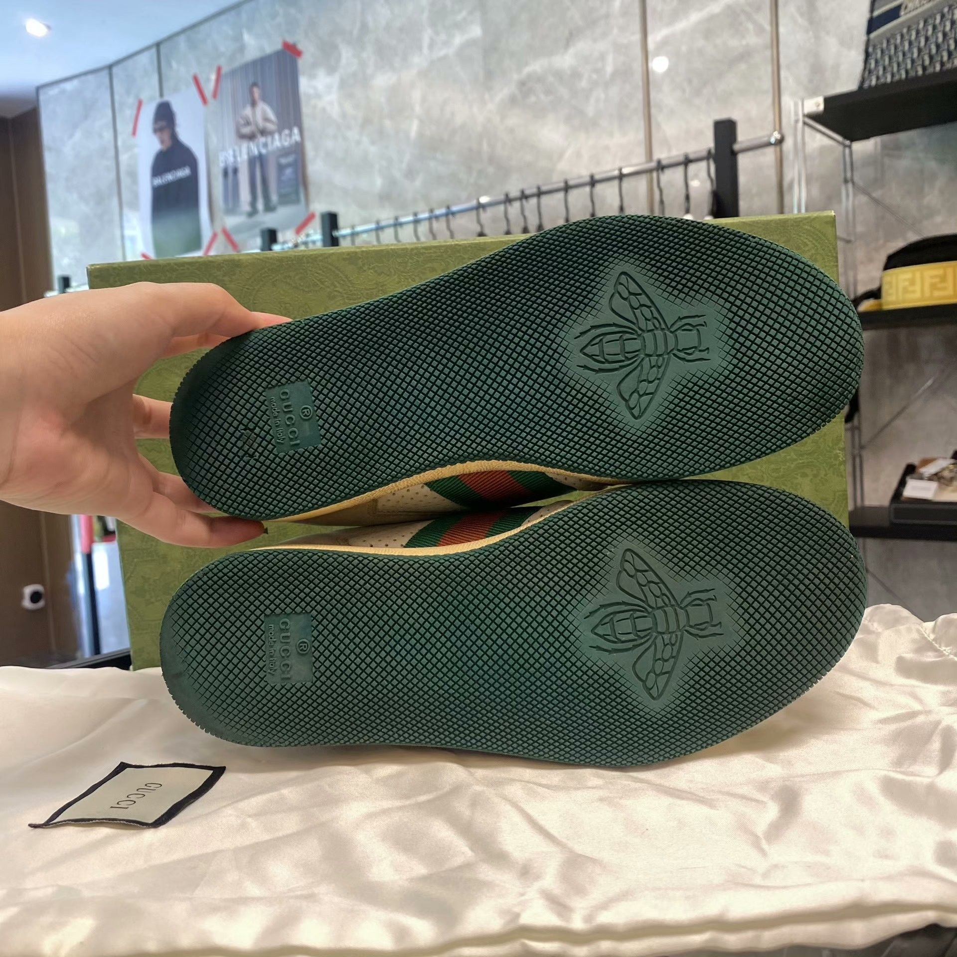 Gucci Gucci Lowtop Sneakers us_5 Women Size US 5 / IT 35 - 7 Thumbnail