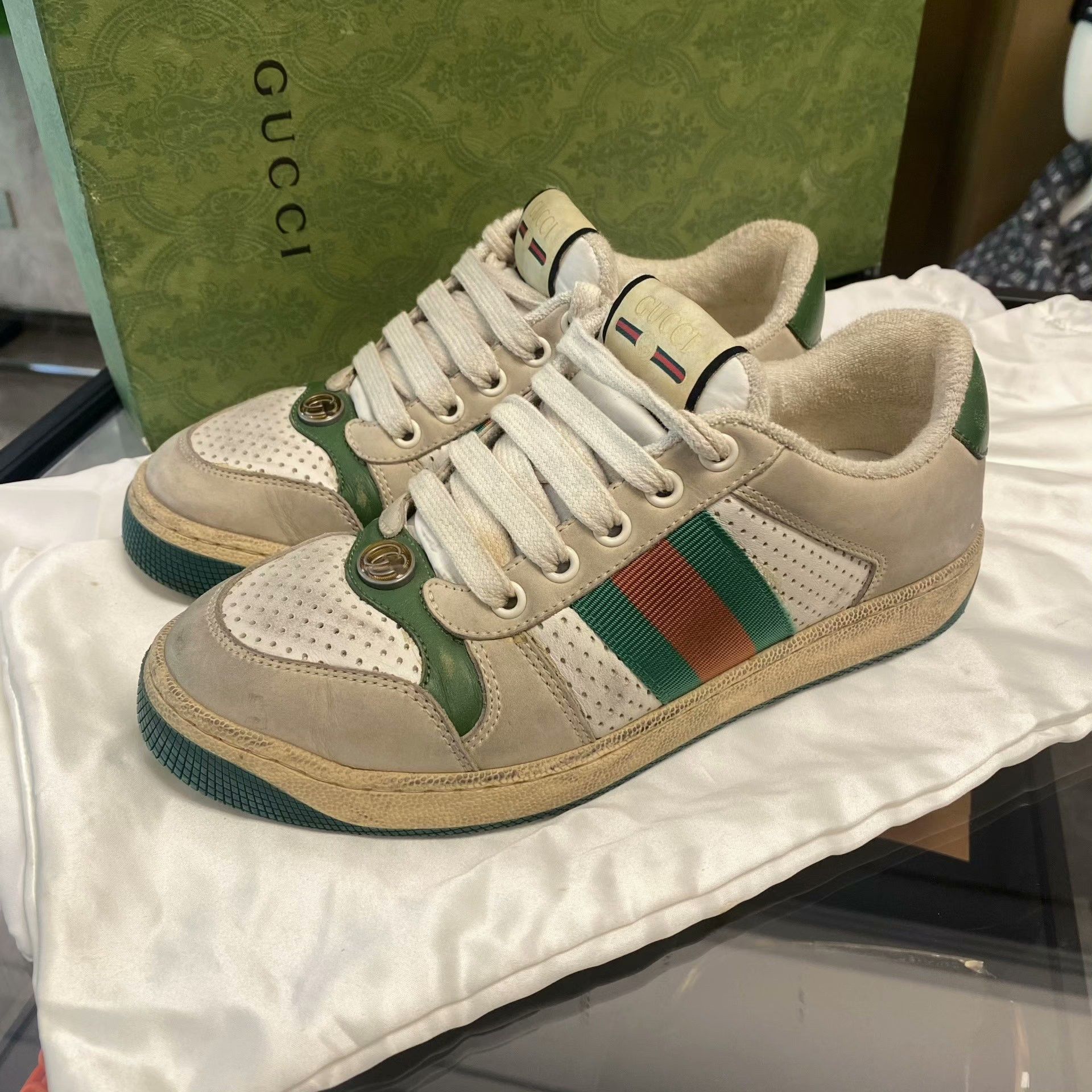 Gucci Gucci Lowtop Sneakers us_5 Women Size US 5 / IT 35 - 2 Thumbnail