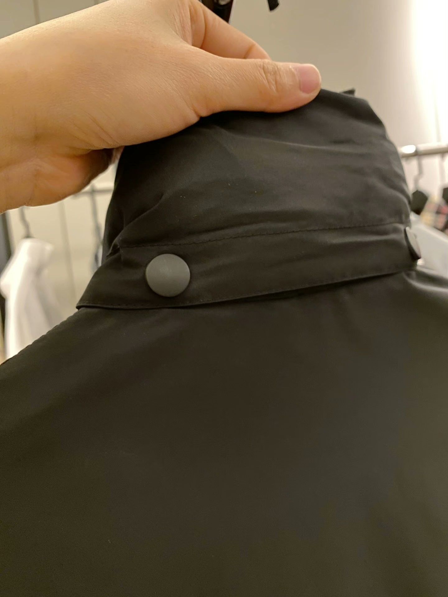 Balenciaga Balenciaga Reflective Black Light Jacket s Men Size US S / EU 44-46 / 1 - 4 Thumbnail