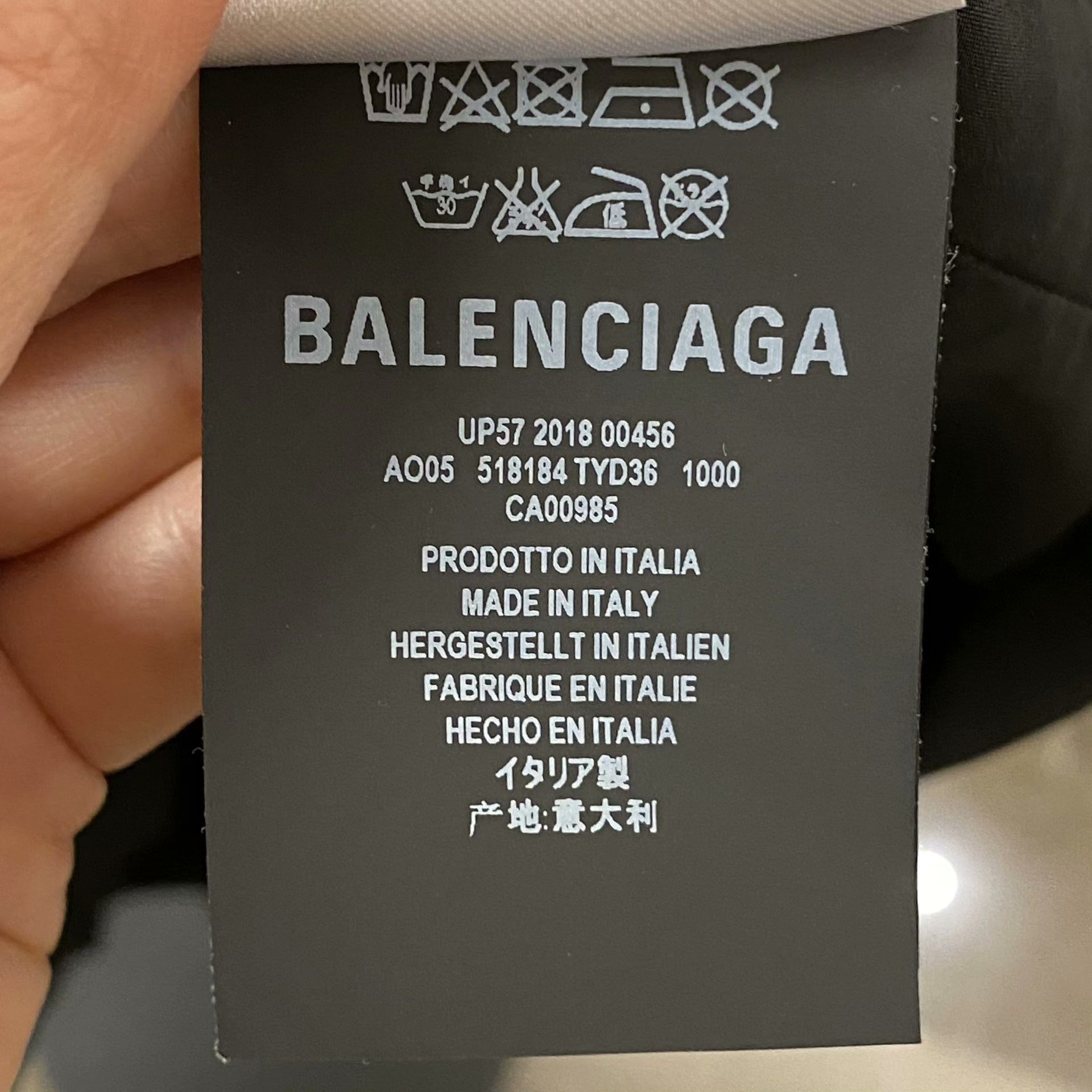 Balenciaga Balenciaga Reflective Black Light Jacket s Men Size US S / EU 44-46 / 1 - 5 Thumbnail