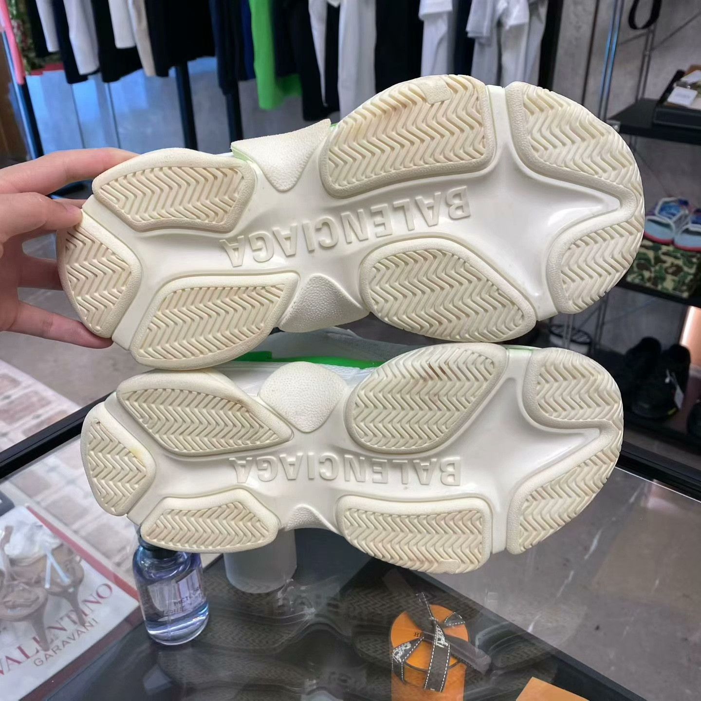 Balenciaga Balenciaga Green Lowtop Sneakers us_6-5 Women Size US 6.5 / IT 36.5 - 7 Thumbnail