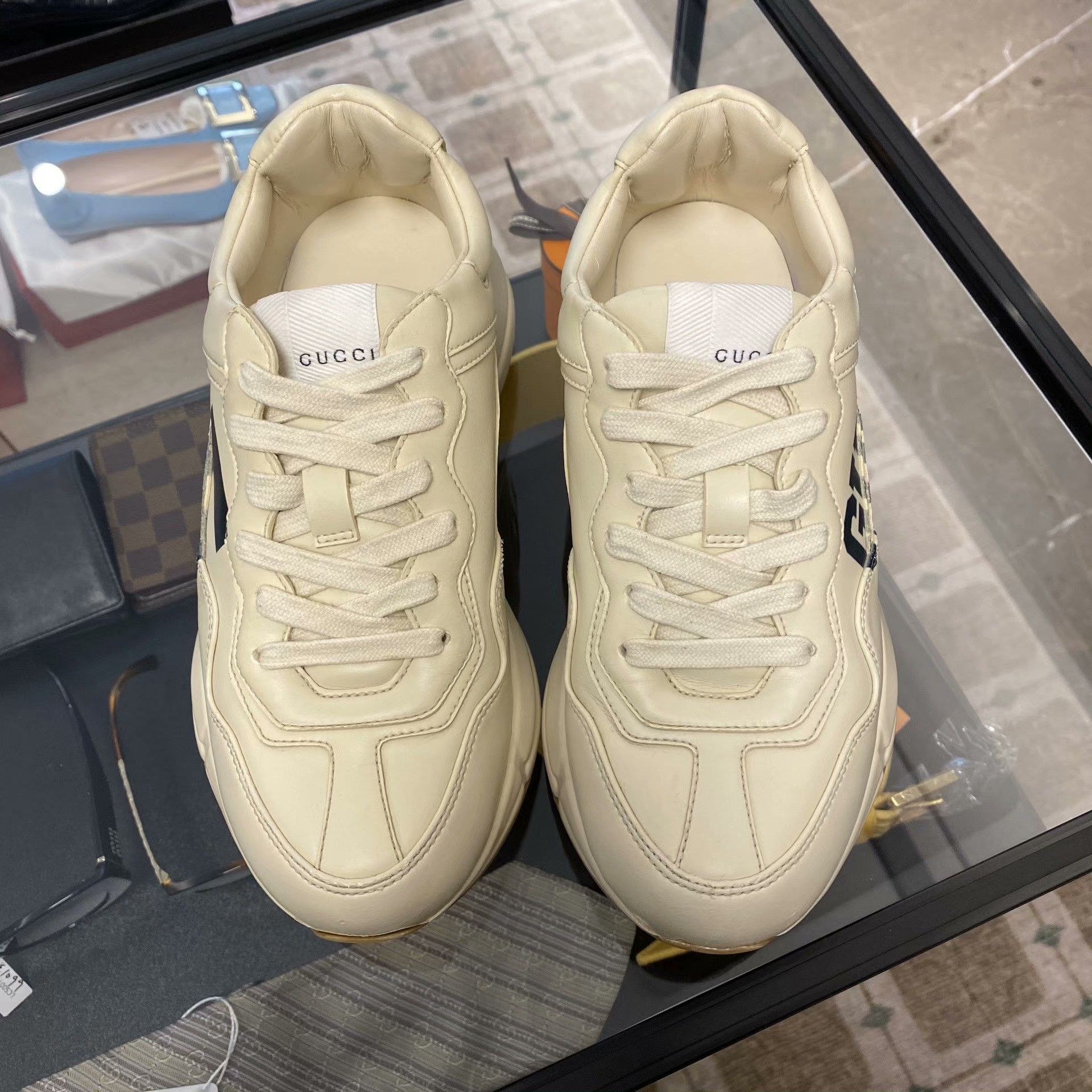 Gucci Gucci Lowtop Sneakers us_5 Women Size US 5 / IT 35 - 3 Thumbnail