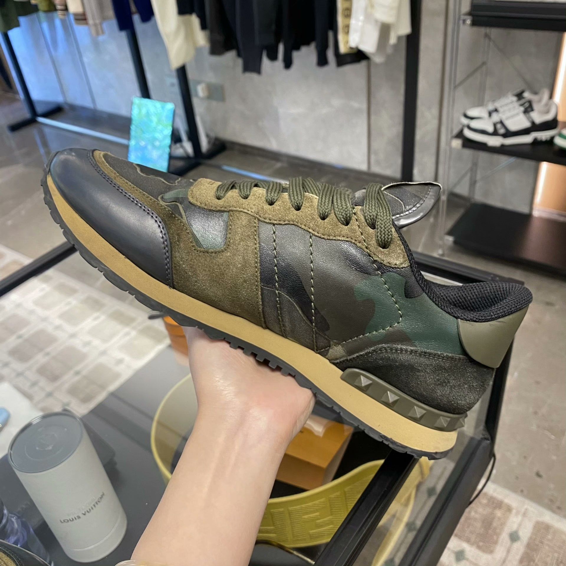 Valentino Valentino Casual Camo Lowtop Sneakers 10 Men Size US 10 / EU 43 - 3 Thumbnail