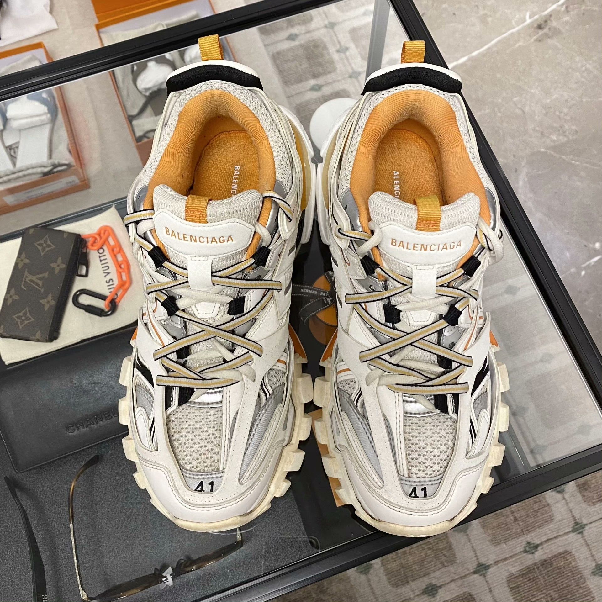 Balenciaga Balenciaga White Lowtop Sneakers 8.5 Men Size US 8.5 / EU 41-42 - 5 Thumbnail