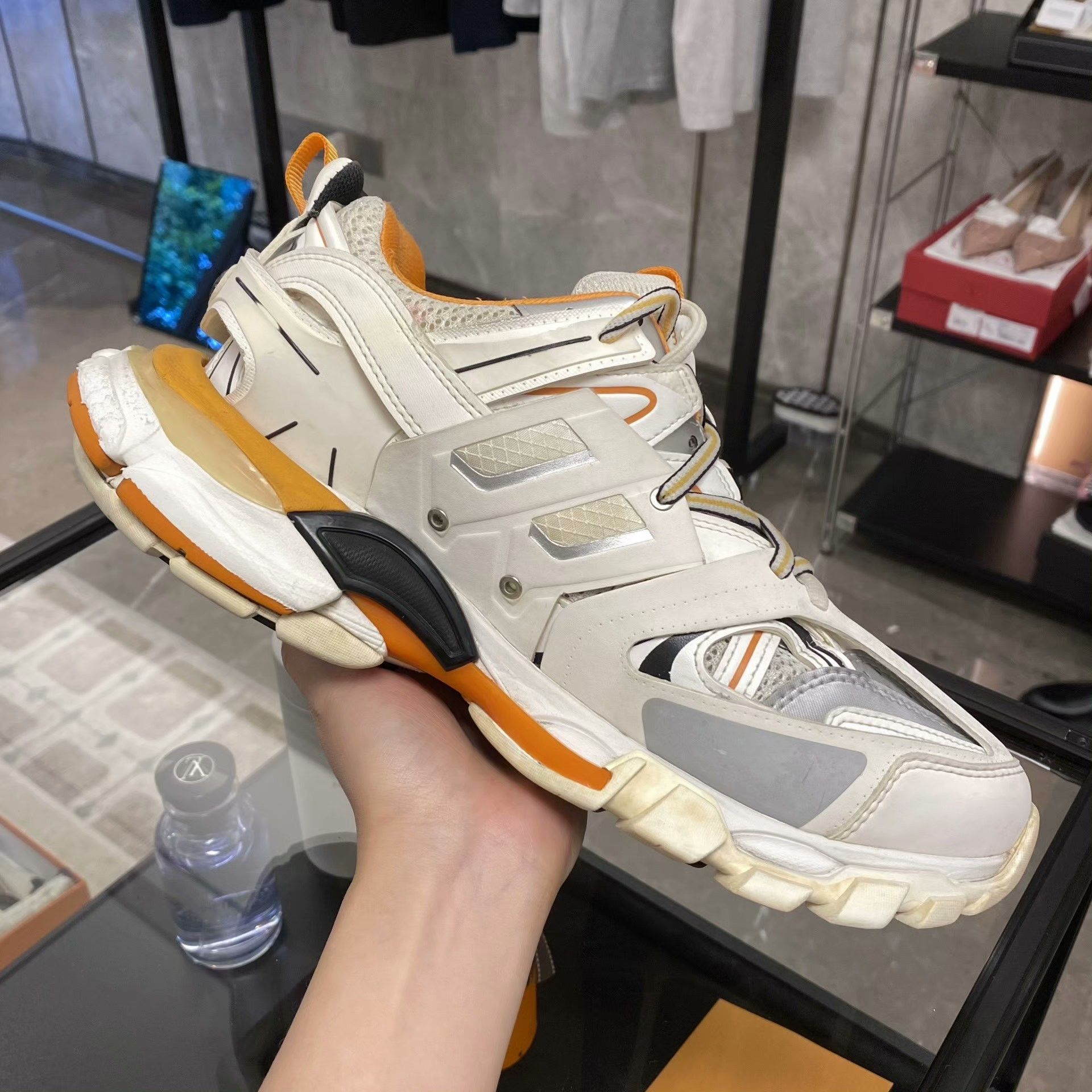 Balenciaga Balenciaga White Lowtop Sneakers 8.5 Men Size US 8.5 / EU 41-42 - 4 Thumbnail