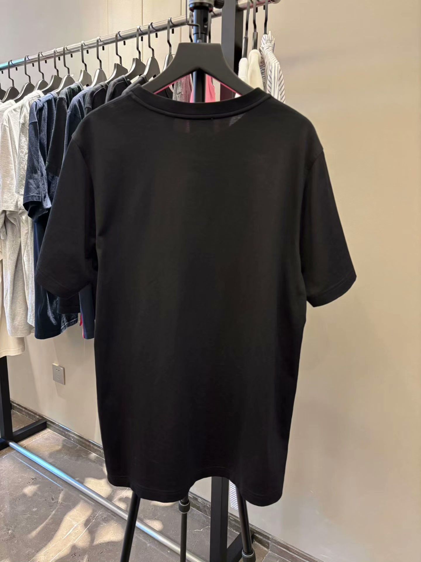 Burberry Burberry Retro T-Shirt l Men Size US L / EU 52-54 / 3 - 3 Thumbnail