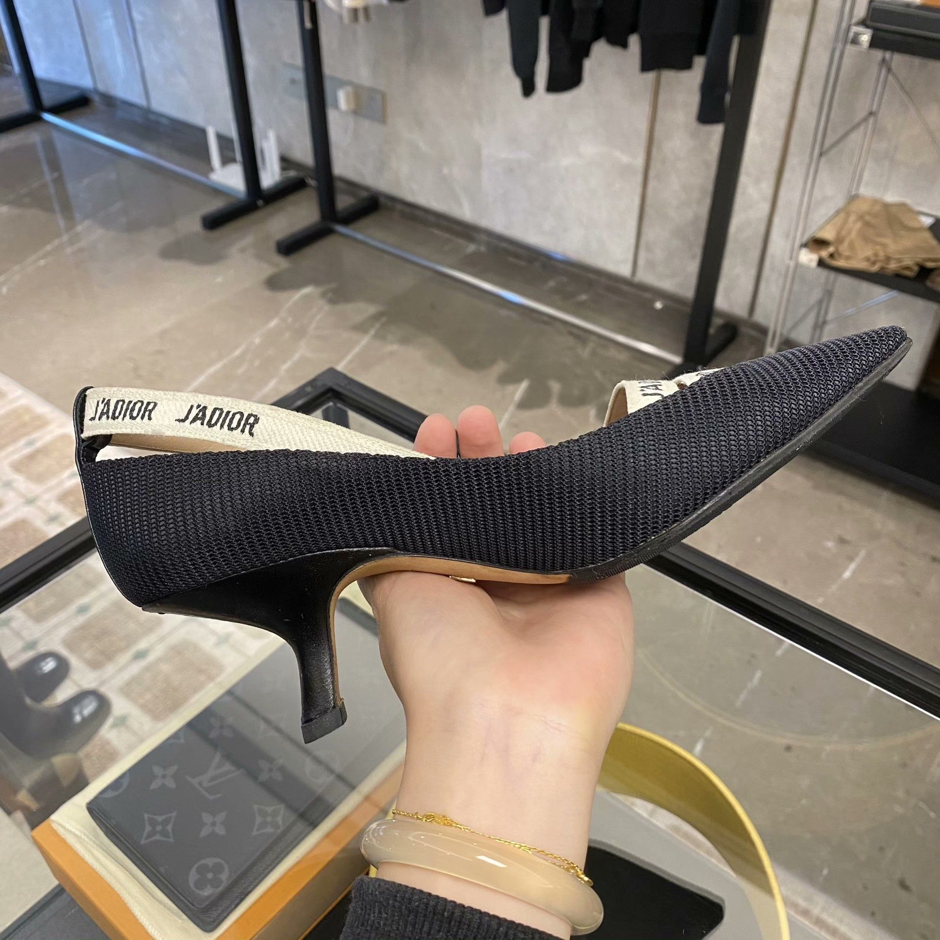 Dior Dior Lowtop Sneakers us_5 Women Size US 5 / IT 35 - 4 Thumbnail