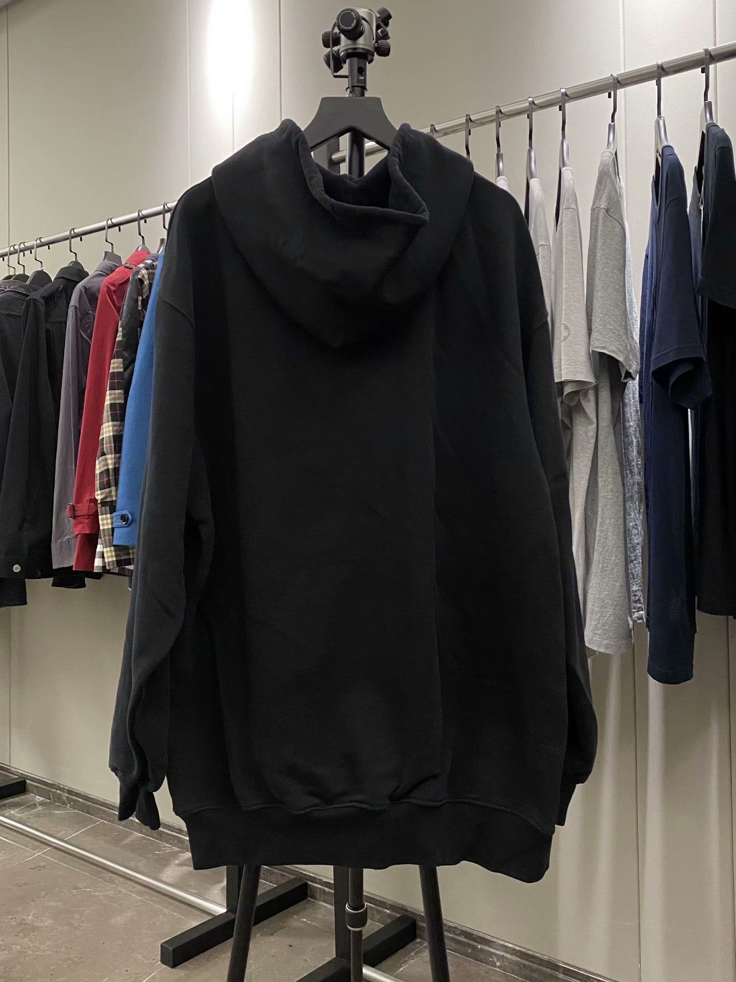 Balenciaga Balenciaga Hoodie l Men Size US L / EU 52-54 / 3 - 3 Thumbnail