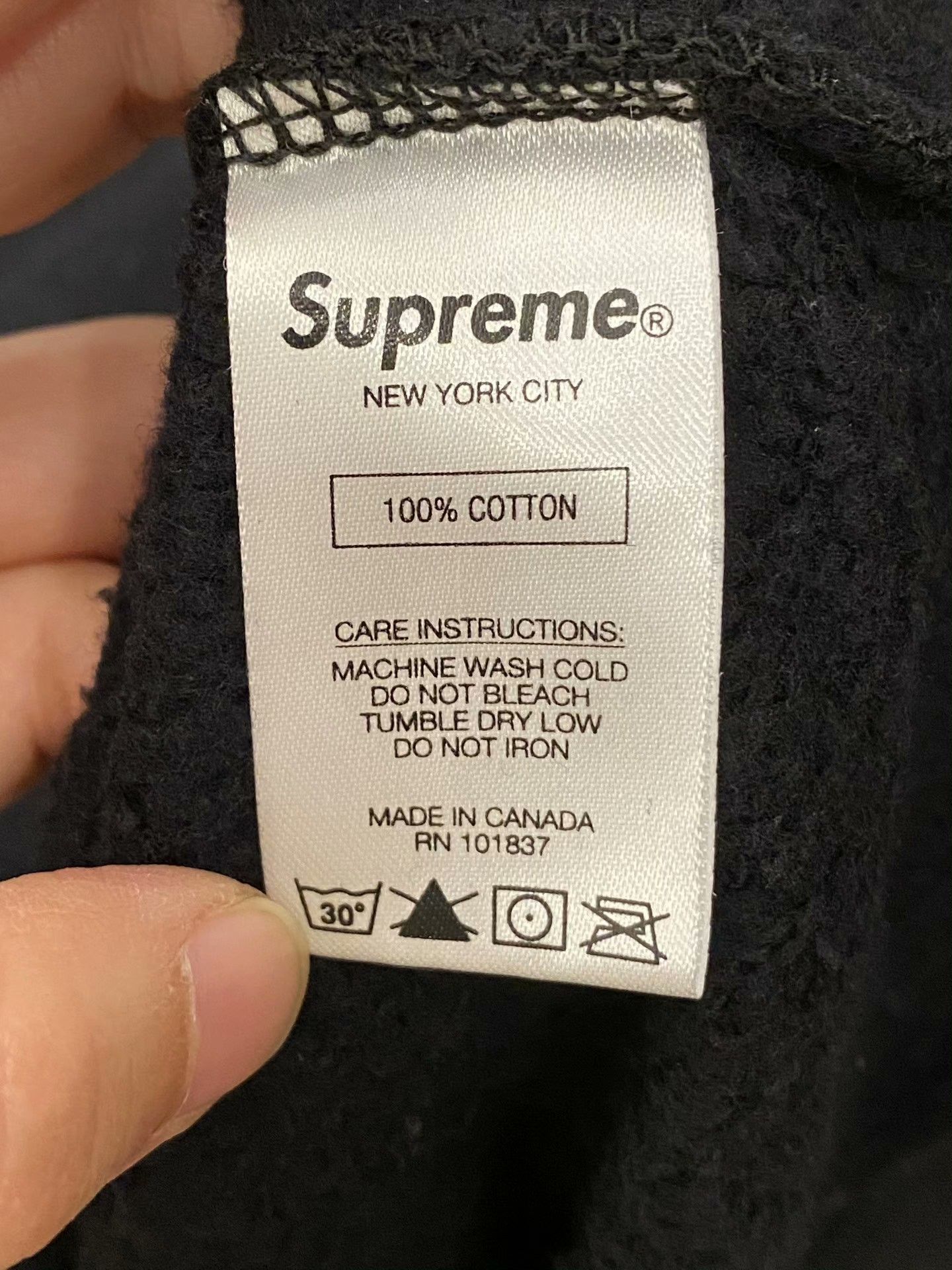 Supreme Supreme Black Hoodie m Men Size US M / EU 48-50 / 2 - 5 Thumbnail