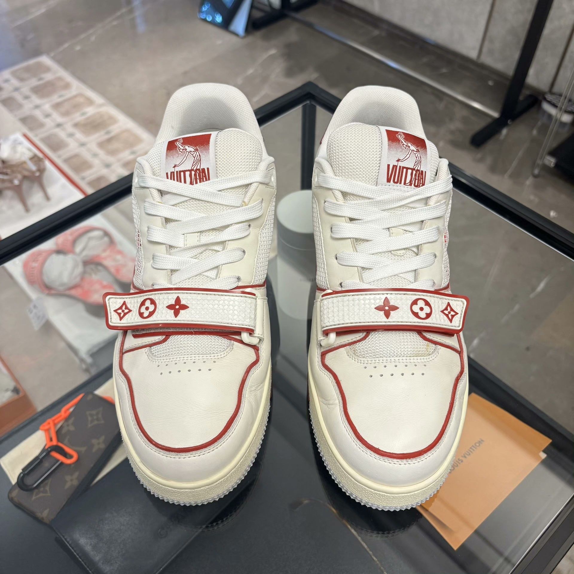 Louis Vuitton Louis Vuitton Training Red Lowtop Sneakers 8.5 Men Size US 8.5 / EU 41-42 - 3 Thumbnail