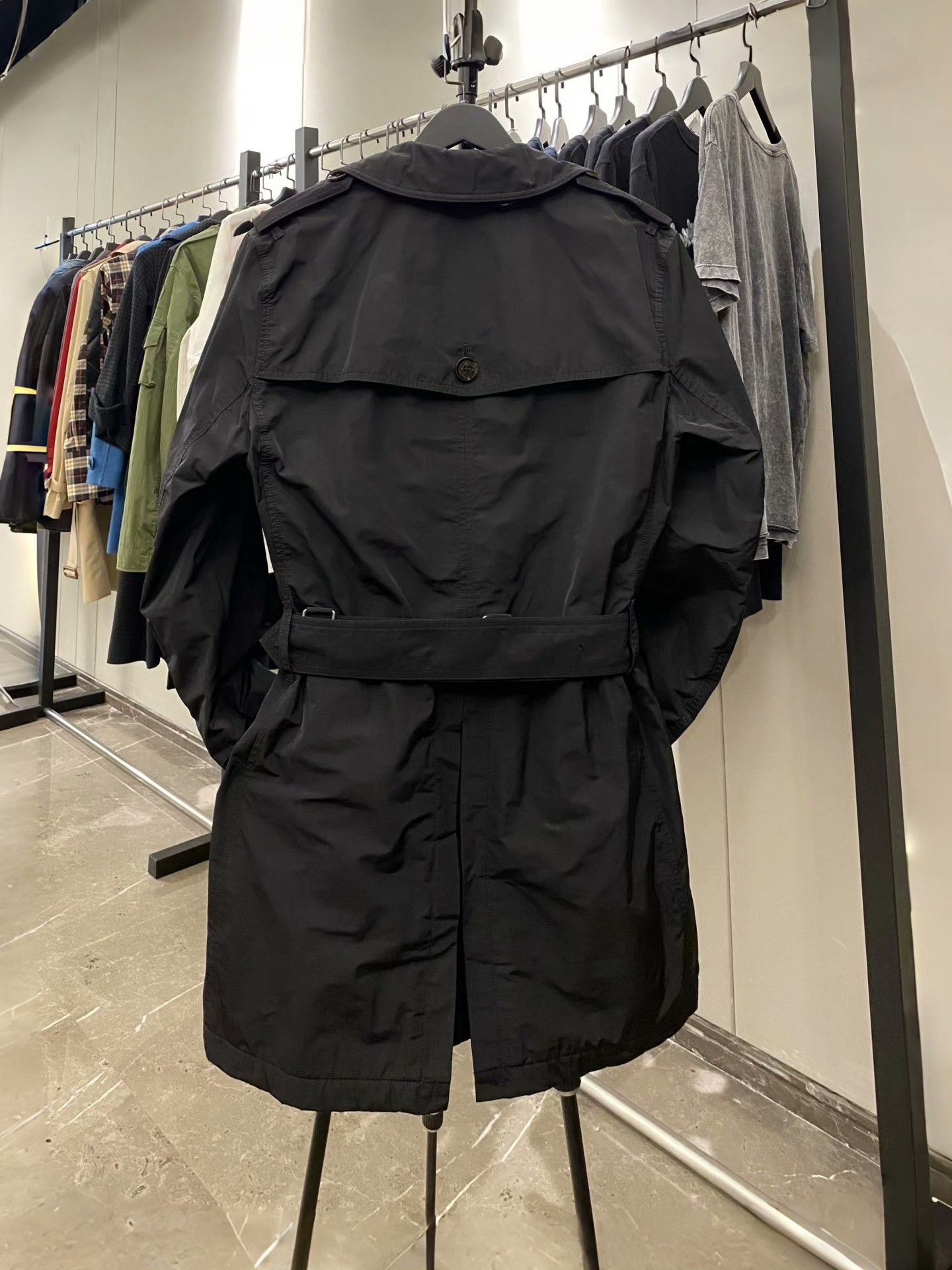 Burberry Burberry Nylon Black Coat S Women Size S / US 4 / IT 40 - 2 Thumbnail