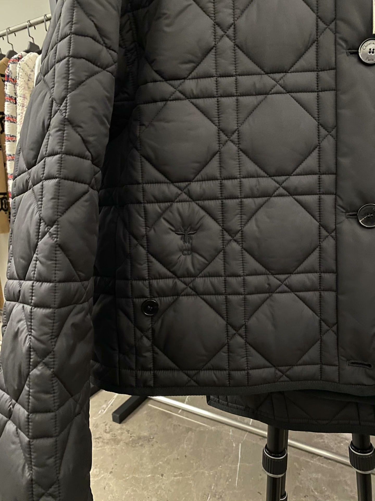 Dior Dior Embroidered Down Jacket S Women Size S / US 4 / IT 40 - 3 Thumbnail