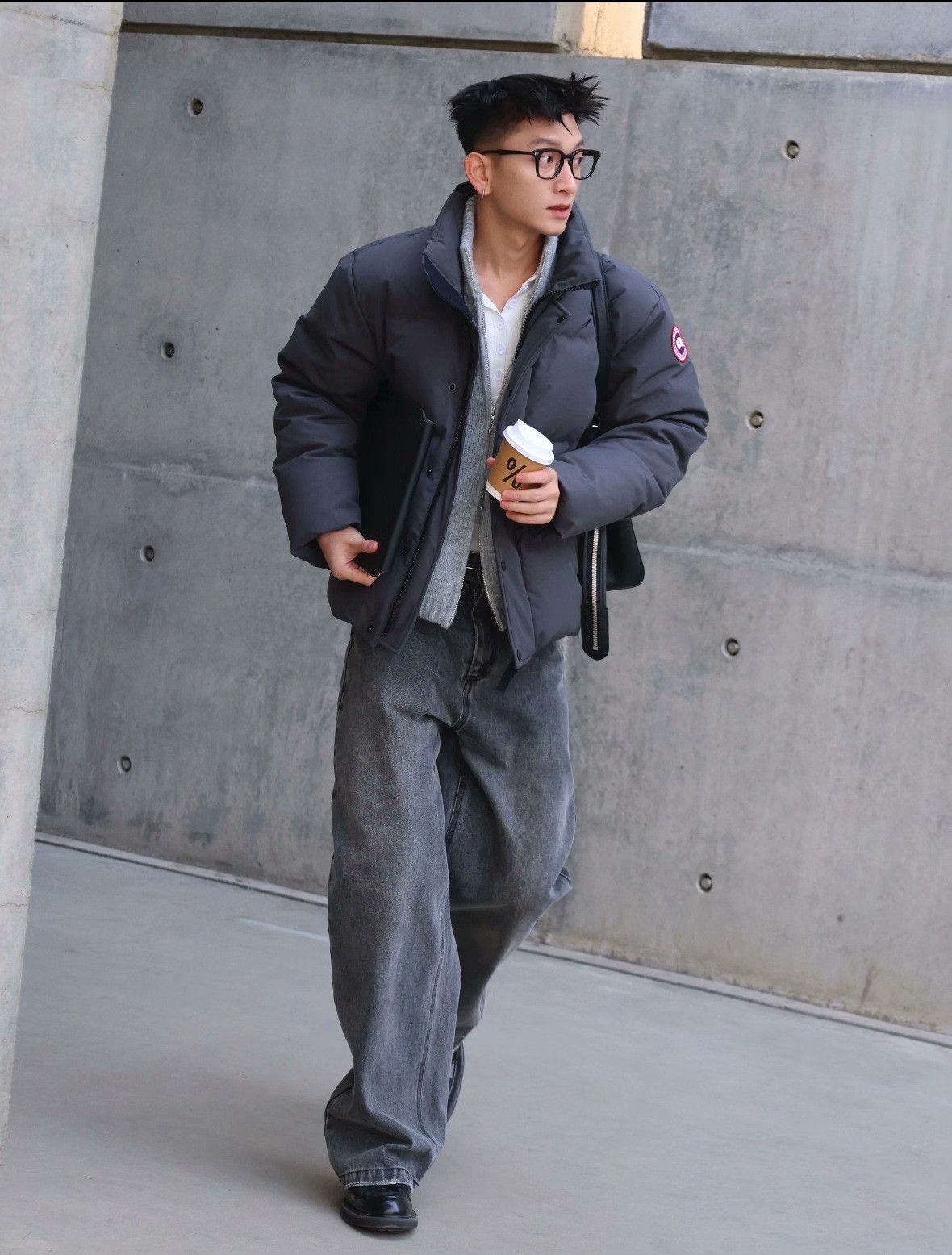 Canada Goose Canada Goose Down Gray Heavy Coat m Men Size US M / EU 48-50 / 2 - 7 Thumbnail