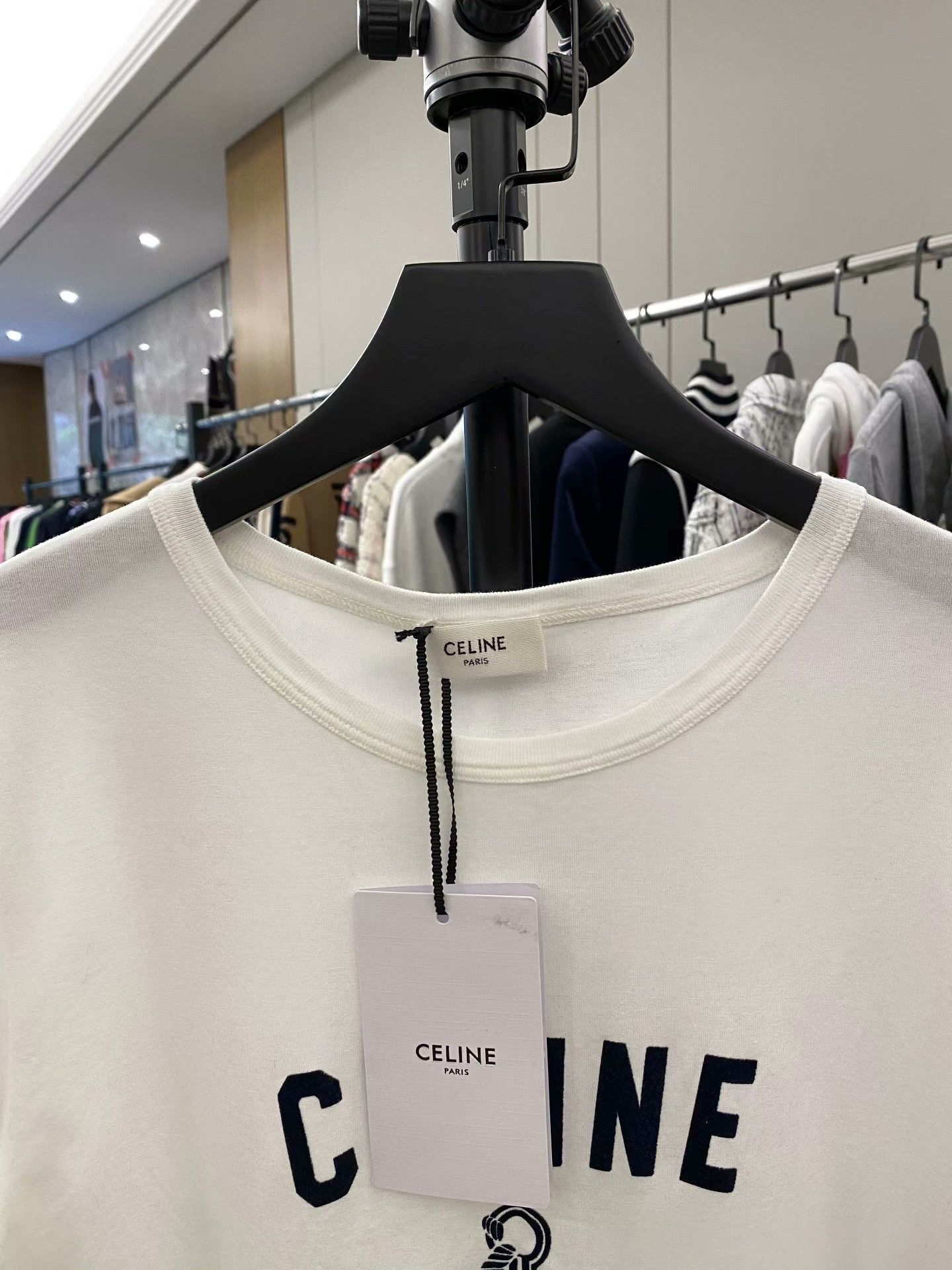 Celine Celine White T-Shirt M Women Size M / US 6-8 / IT 42-44 - 2 Thumbnail