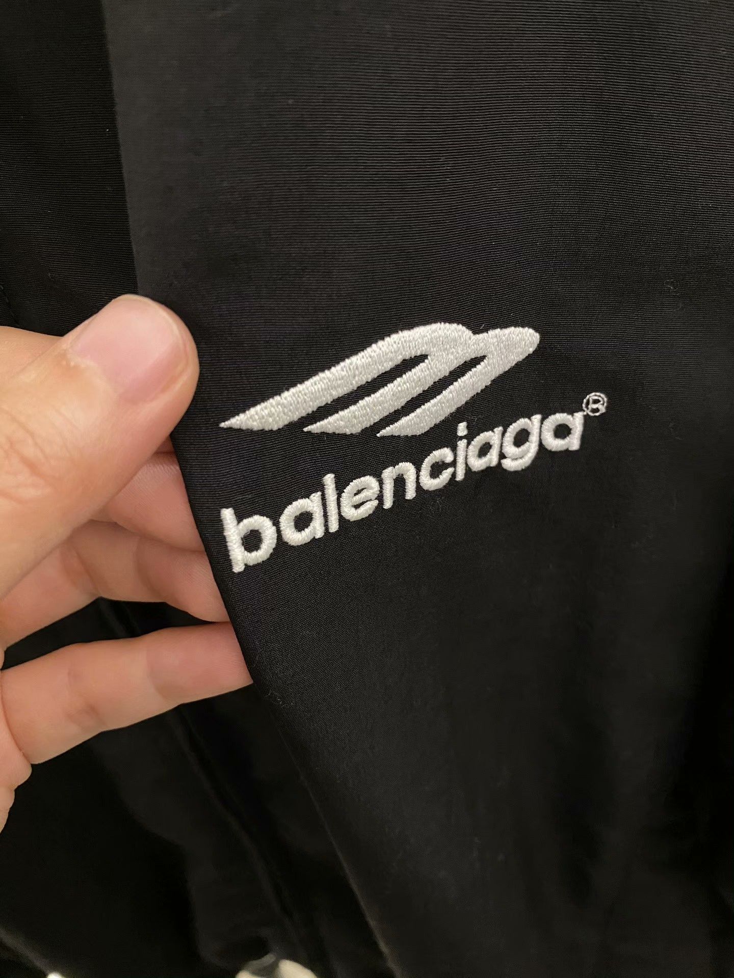 Balenciaga Balenciaga Embroidered Jacket XS Women Size XS / US 0-2 / IT 36-38 - 4 Thumbnail