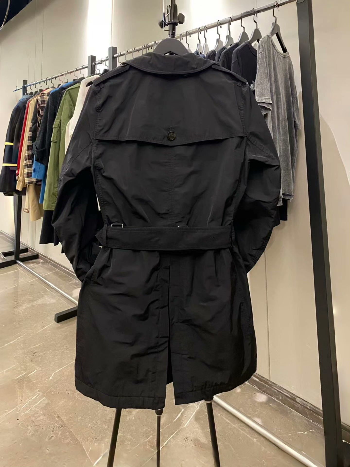 Burberry Burberry Nylon Black Coat S Women Size S / US 4 / IT 40 - 2 Thumbnail