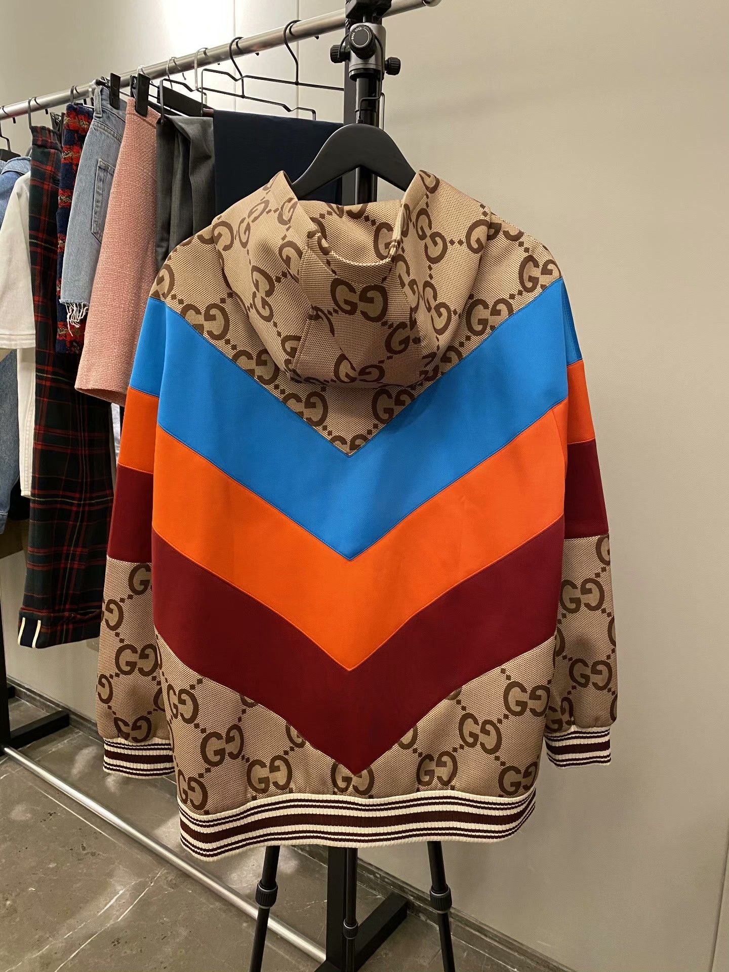Gucci Gucci Light Jacket s Men Size US S / EU 44-46 / 1 - 2 Thumbnail