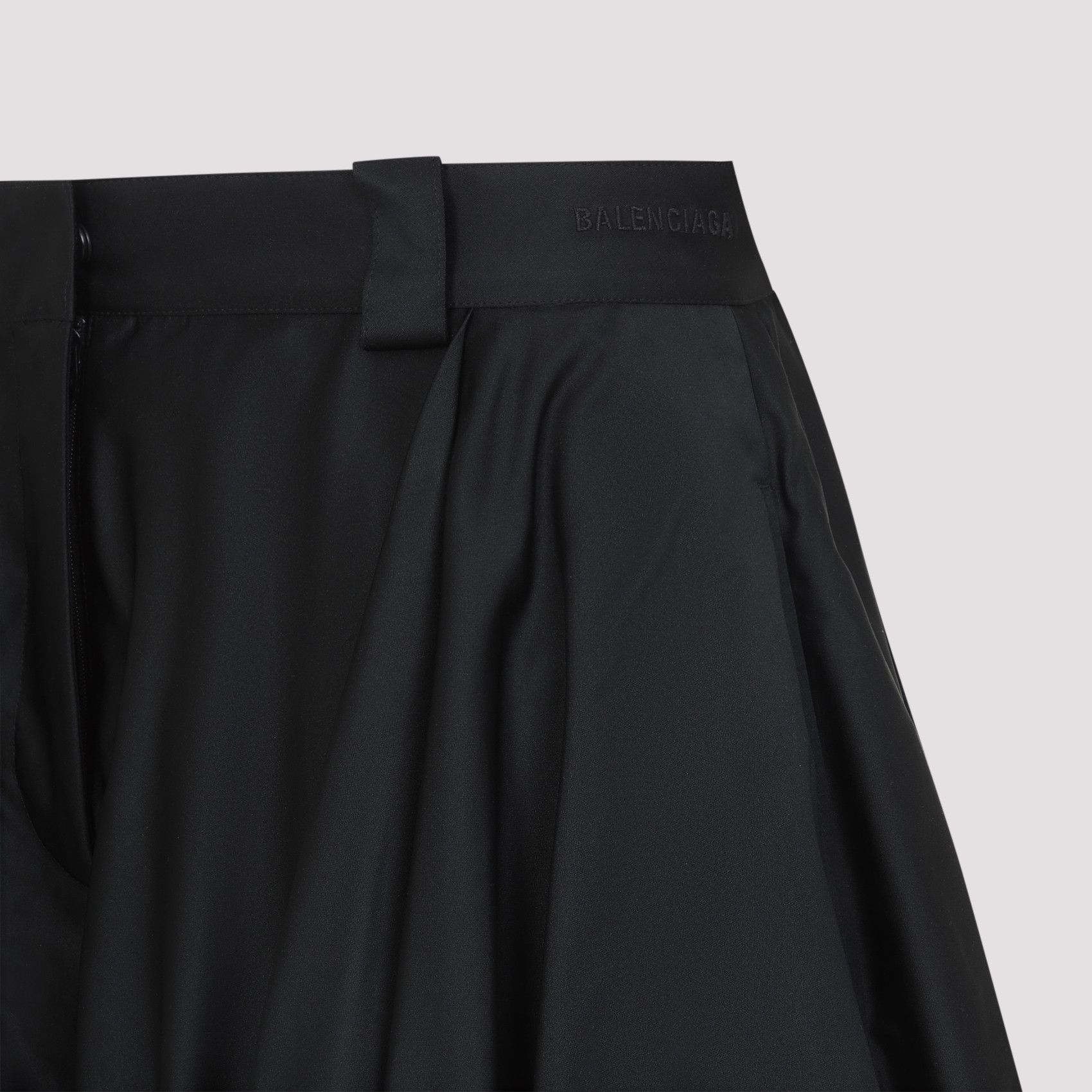 Balenciaga Balenciaga Balloon Bermuda Size 34" / US 12 / IT 48 - 3 Thumbnail