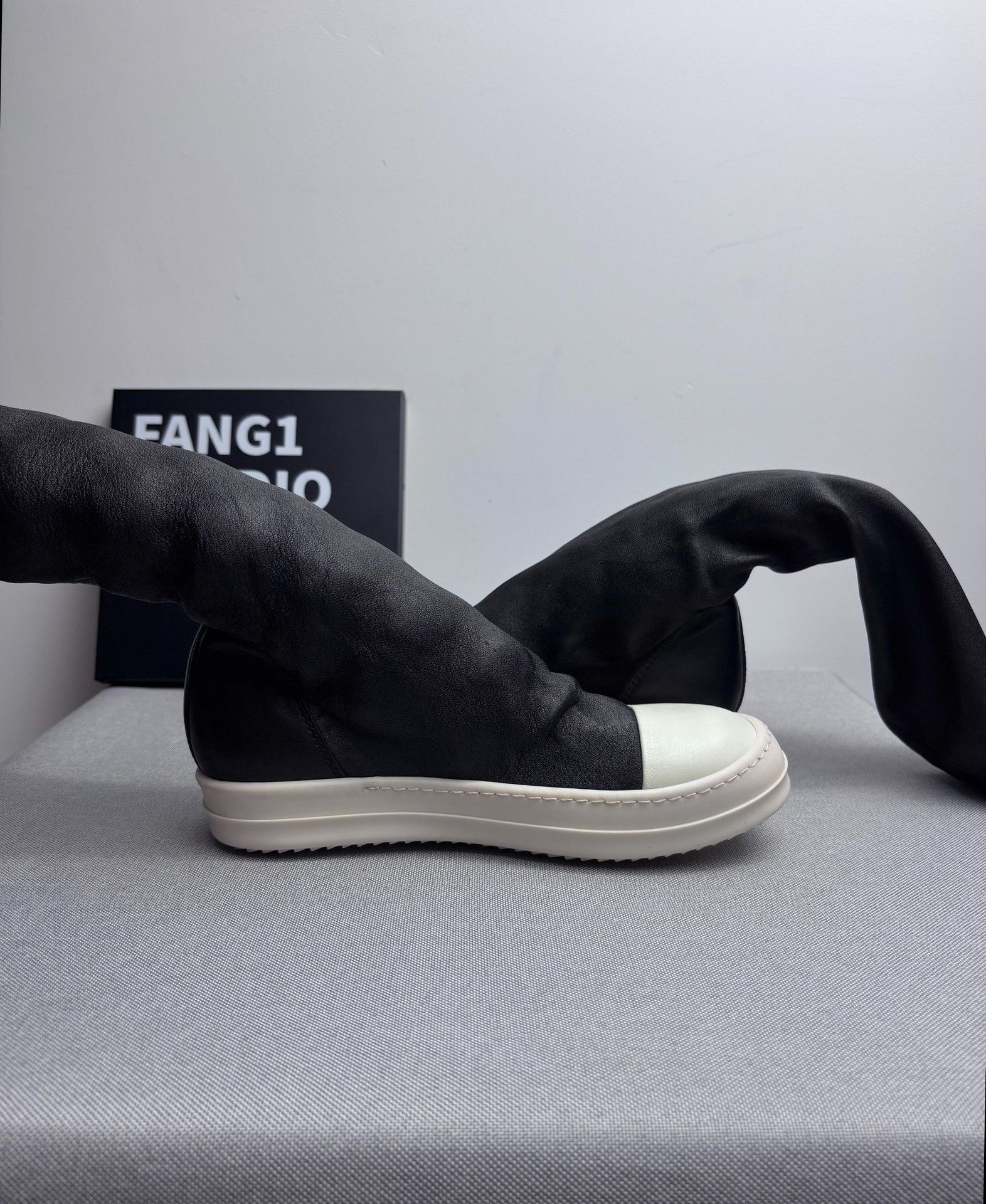Rick Owens Rick Owens Leather Long Boots us_6 Women Size US 6 / IT 36 - 5 Thumbnail