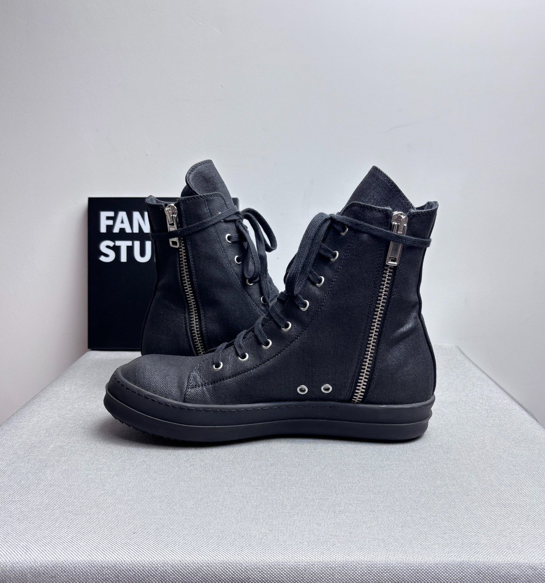 Rick Owens Rick Owens Black Hitop Sneakers 9.5 Men Size US 9.5 / EU 42-43 - 6 Thumbnail
