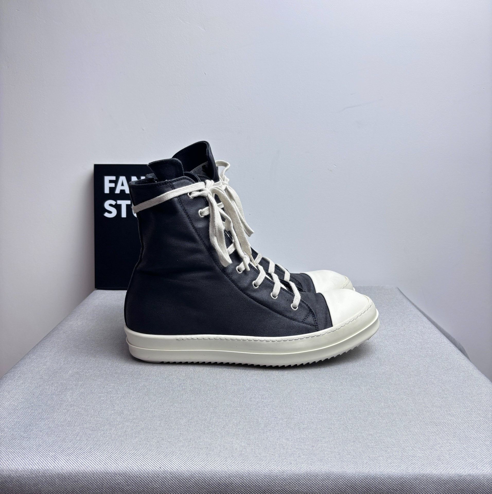 Rick Owens Rick Owens Hitop Sneakers 9.5 Men Size US 9.5 / EU 42-43 - 3 Thumbnail