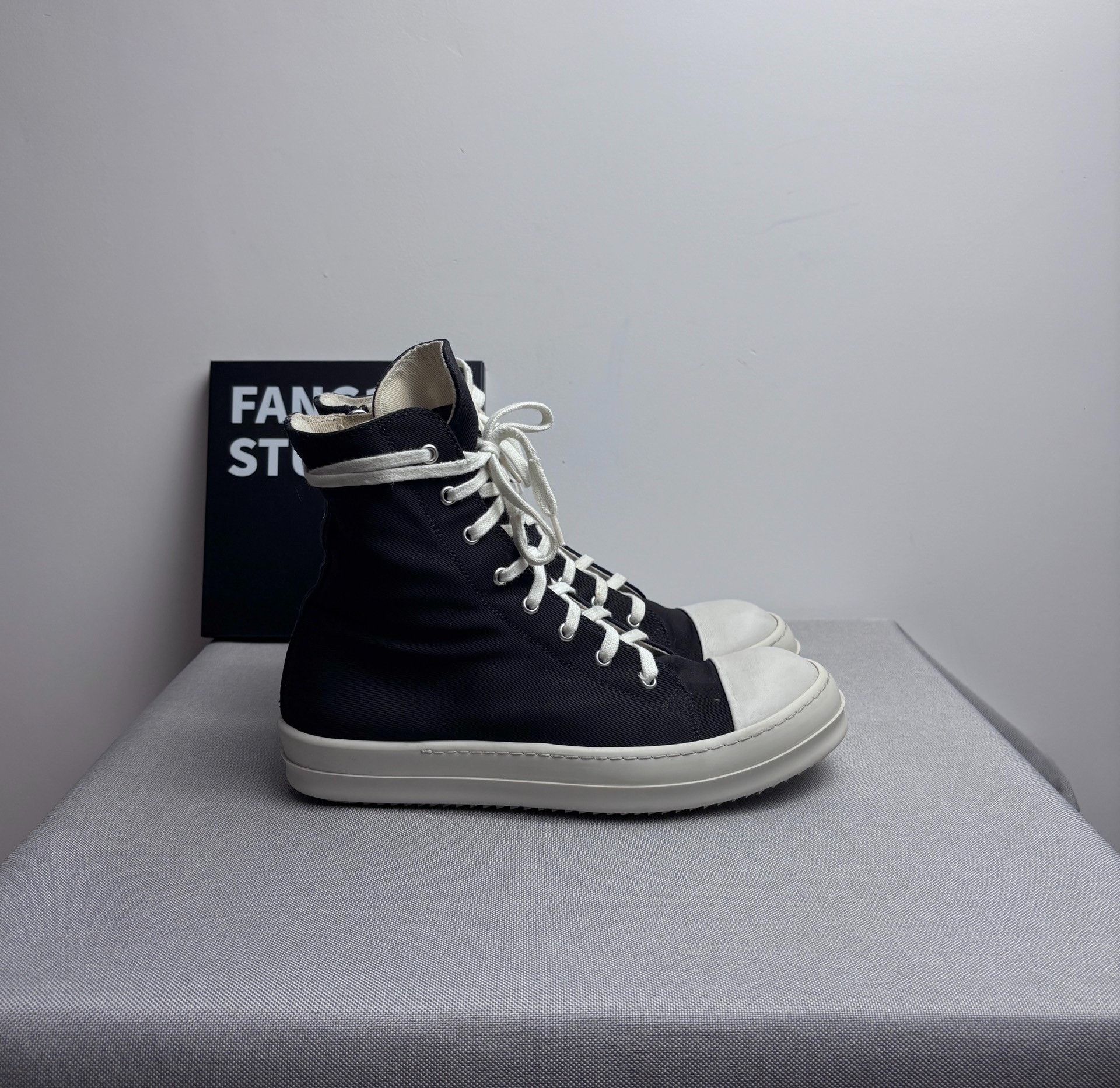 Rick Owens Rick Owens Hitop Sneakers 9 Men Size US 9 / EU 42 - 3 Thumbnail