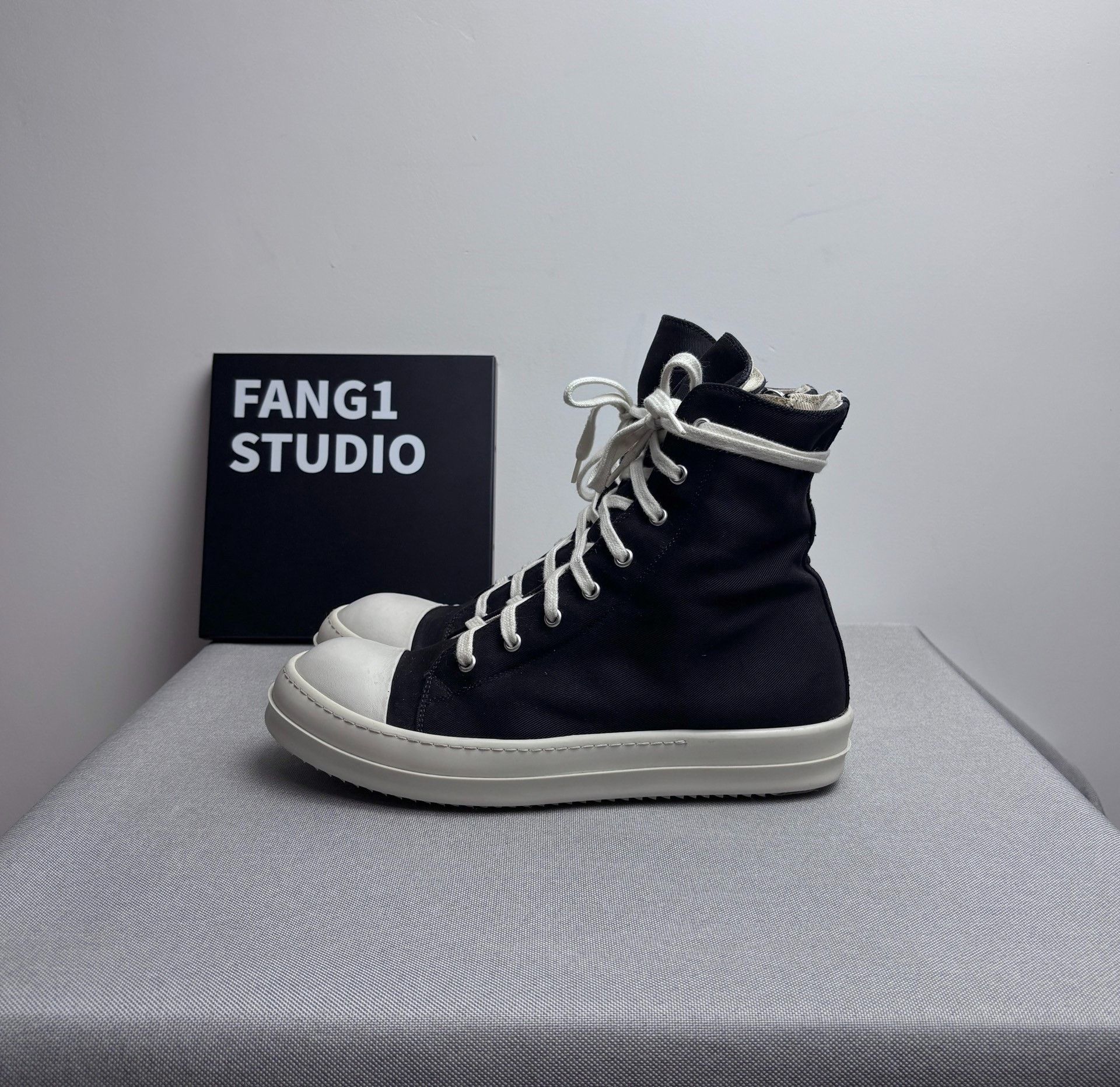 Rick Owens Rick Owens Hitop Sneakers 9 Men Size US 9 / EU 42 - 4 Thumbnail