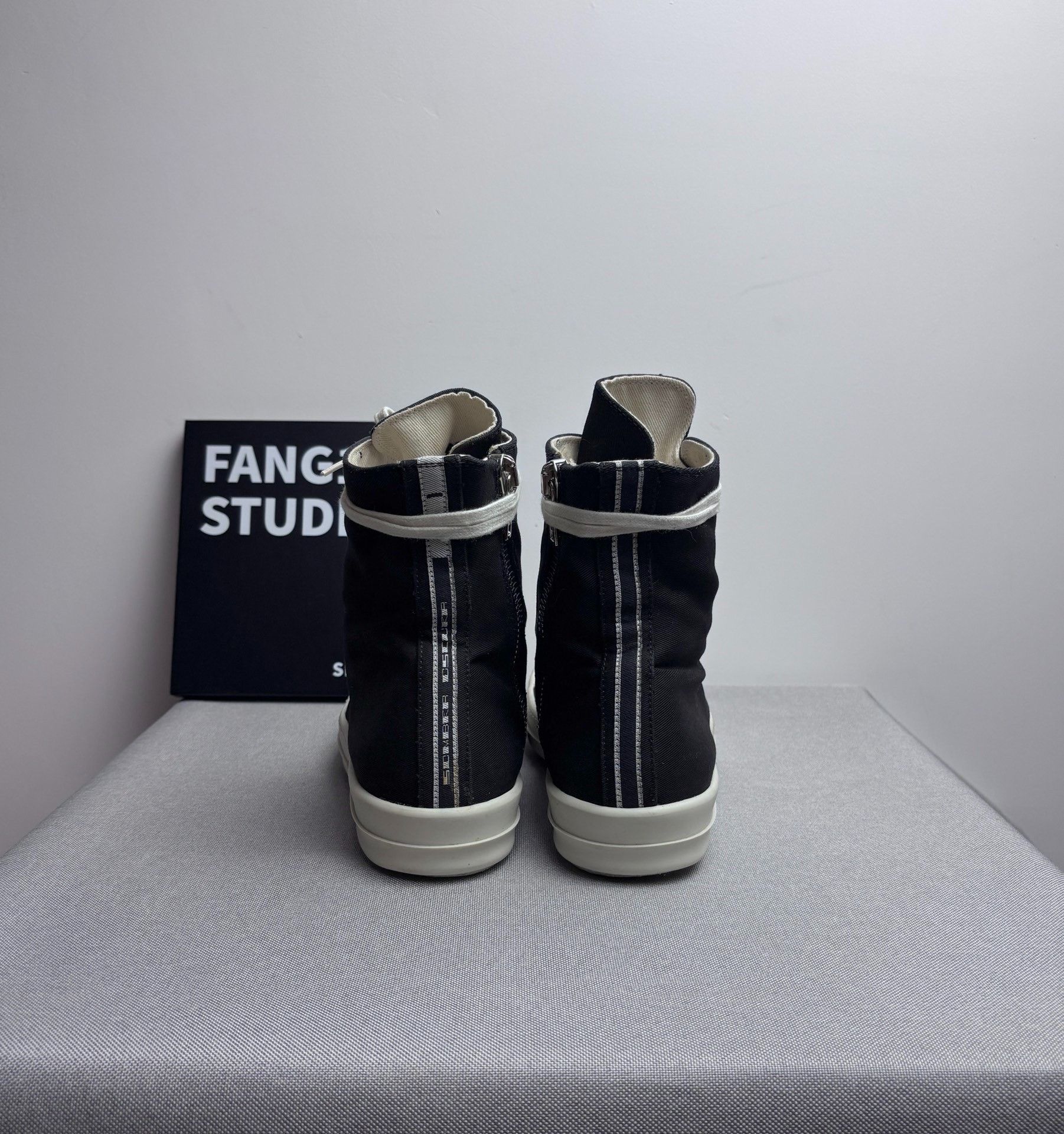 Rick Owens Rick Owens Hitop Sneakers 9 Men Size US 9 / EU 42 - 7 Thumbnail