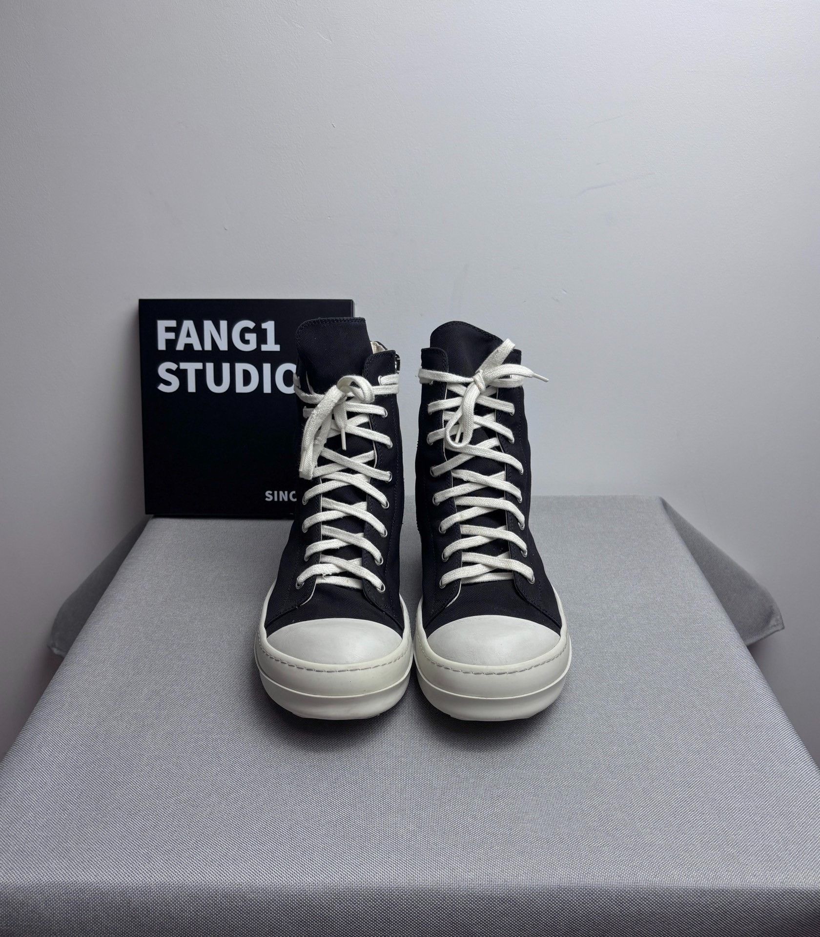 Rick Owens Rick Owens Hitop Sneakers 9 Men Size US 9 / EU 42 - 2 Thumbnail