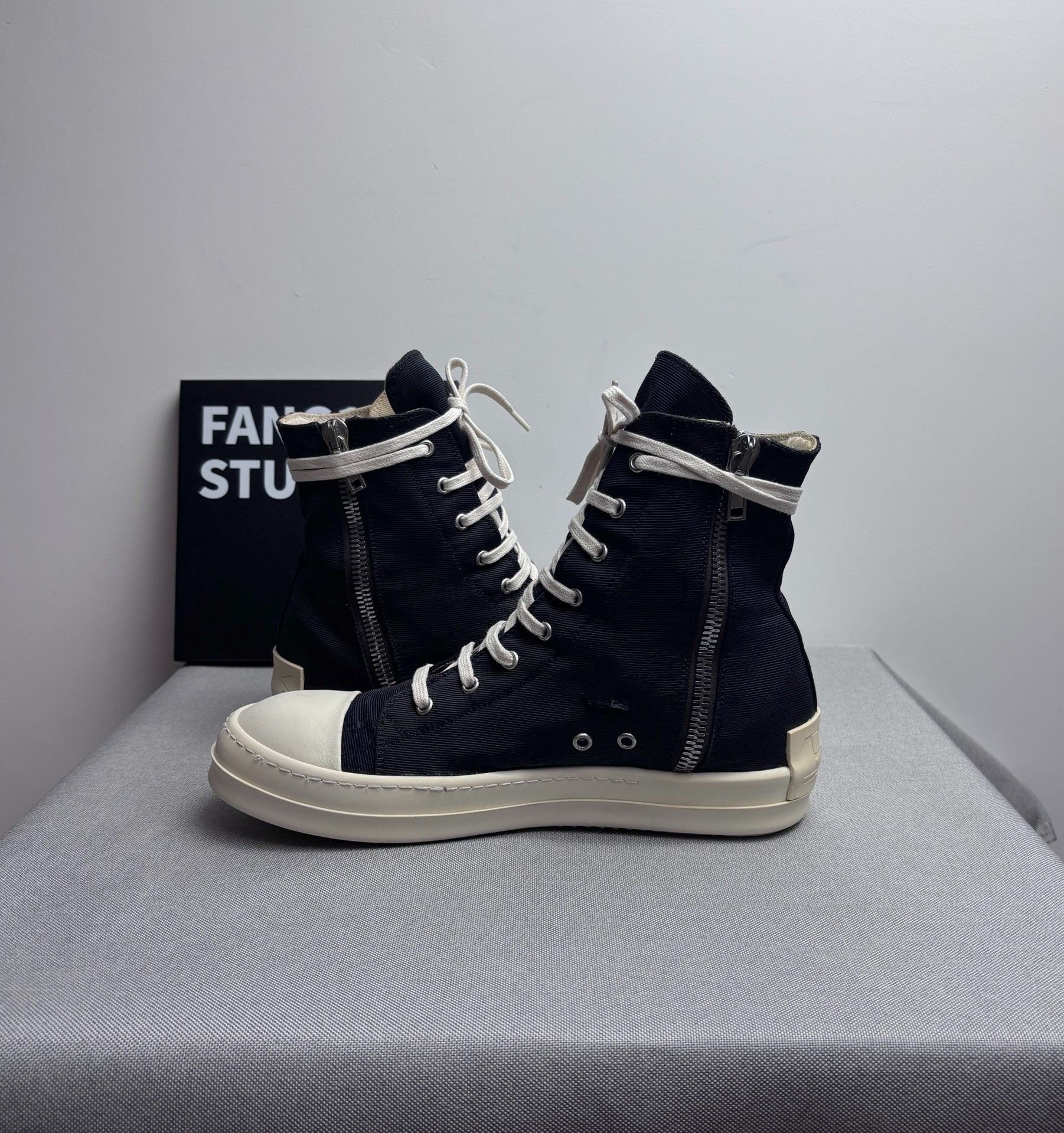 Rick Owens Rick Owens Hitop Sneakers 10 Men Size US 10 / EU 43 - 6 Thumbnail