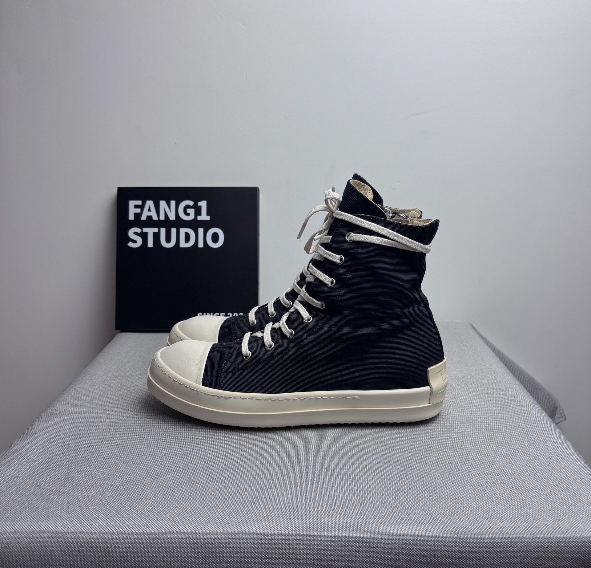Rick Owens Rick Owens Hitop Sneakers 10 Men Size US 10 / EU 43 - 4 Thumbnail