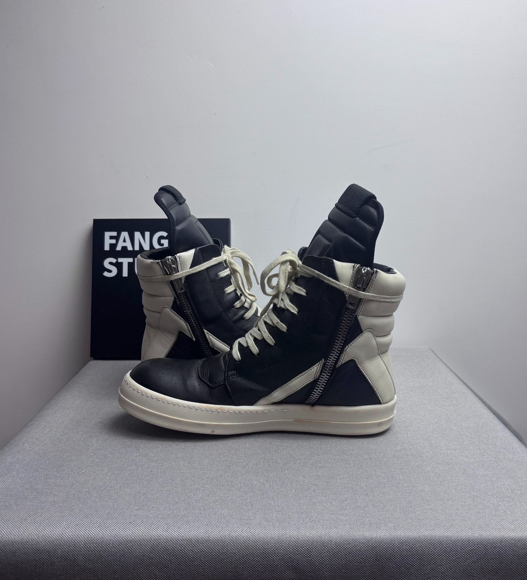 Rick Owens Rick Owens Leather Black Hitop Sneakers 9 Men Size US 9 / EU 42 - 6 Thumbnail