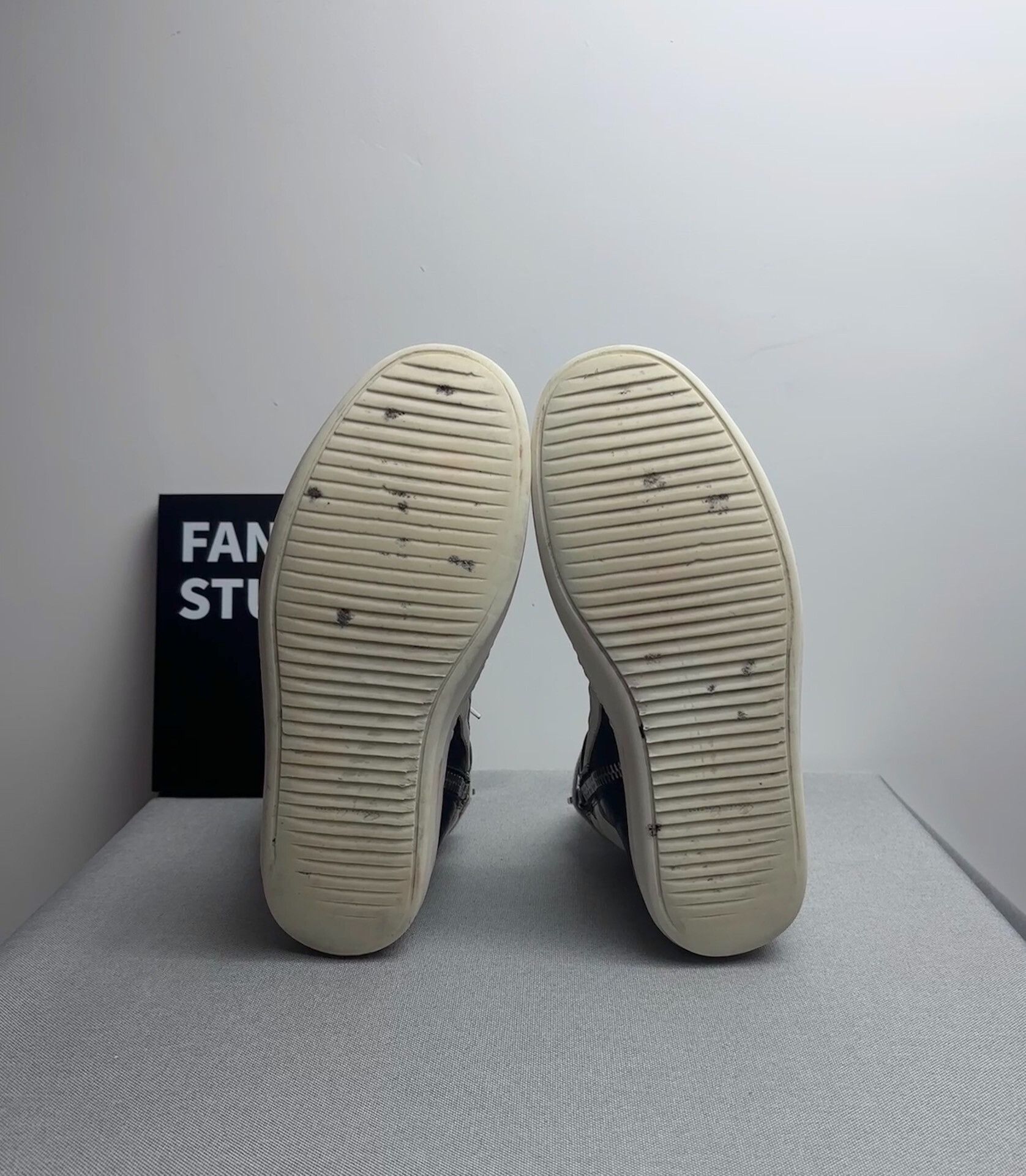 Rick Owens Rick Owens Leather Black Hitop Sneakers 9 Men Size US 9 / EU 42 - 8 Thumbnail