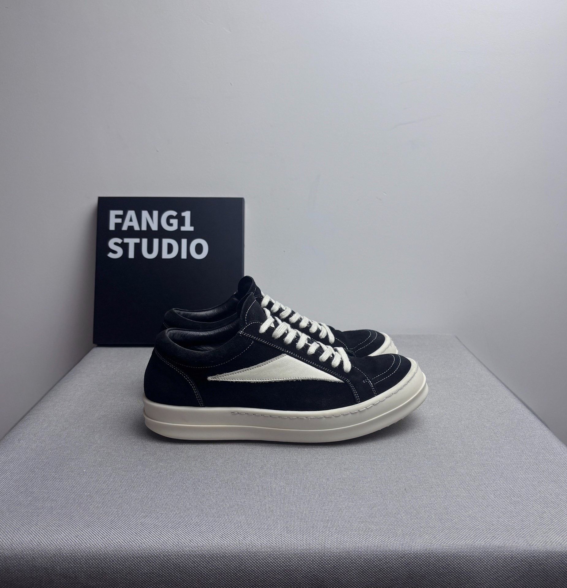 Rick Owens Rick Owens Suede Black Lowtop Sneakers us_8-5 Women Size US 8.5 / IT 38.5 - 3 Thumbnail