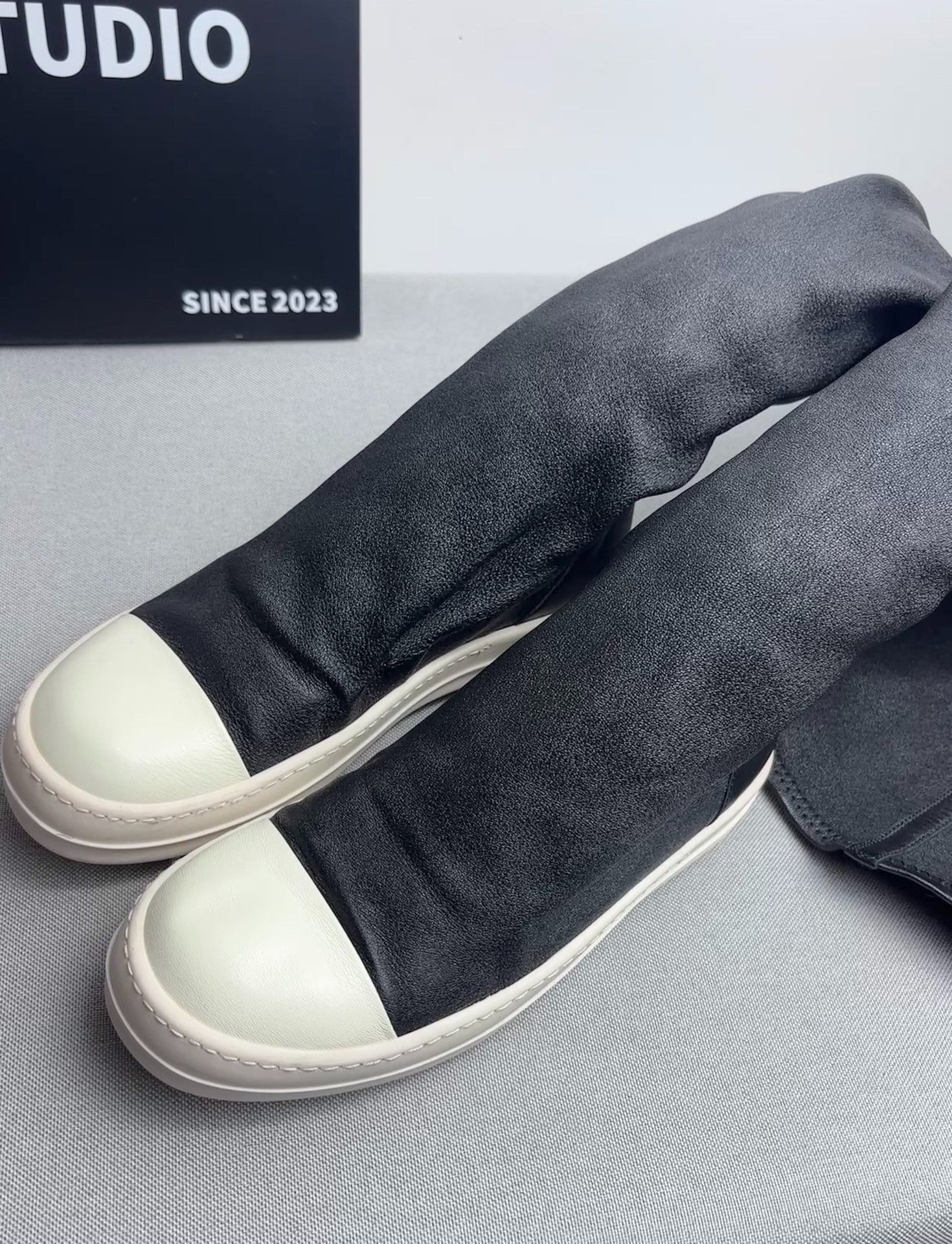 Rick Owens Rick Owens Leather Long Boots us_6 Women Size US 6 / IT 36 - 2 Thumbnail