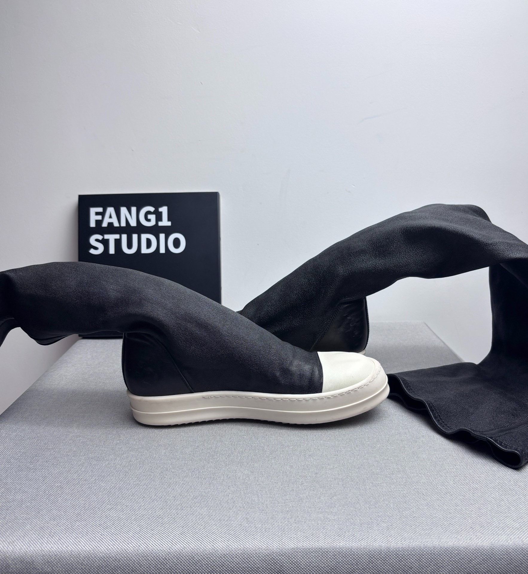 Rick Owens Rick Owens Leather Long Boots us_6 Women Size US 6 / IT 36 - 5 Thumbnail