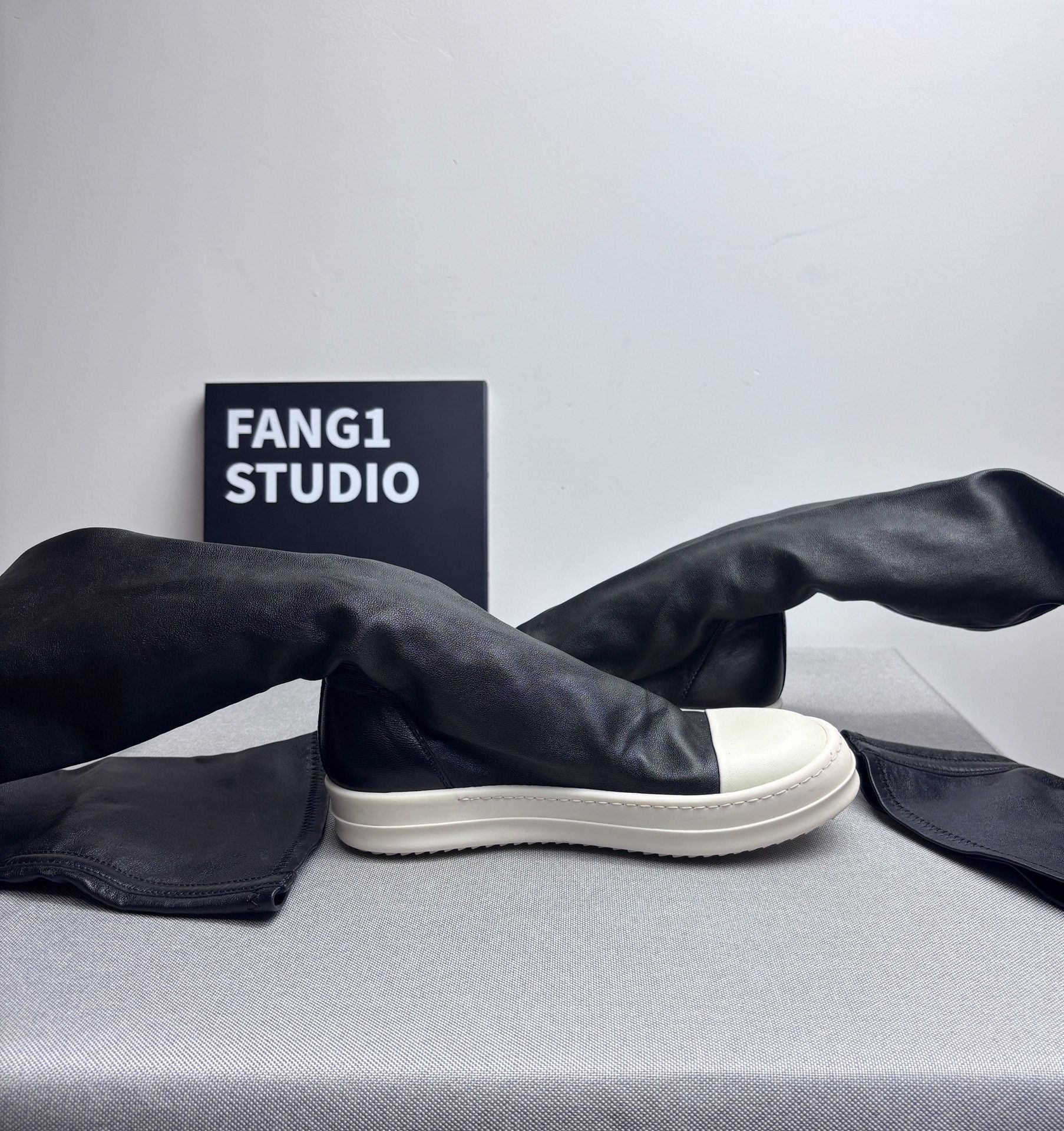 Rick Owens Rick Owens Leather Long Black Boots us_6 Women Size US 6 / IT 36 - 6 Thumbnail