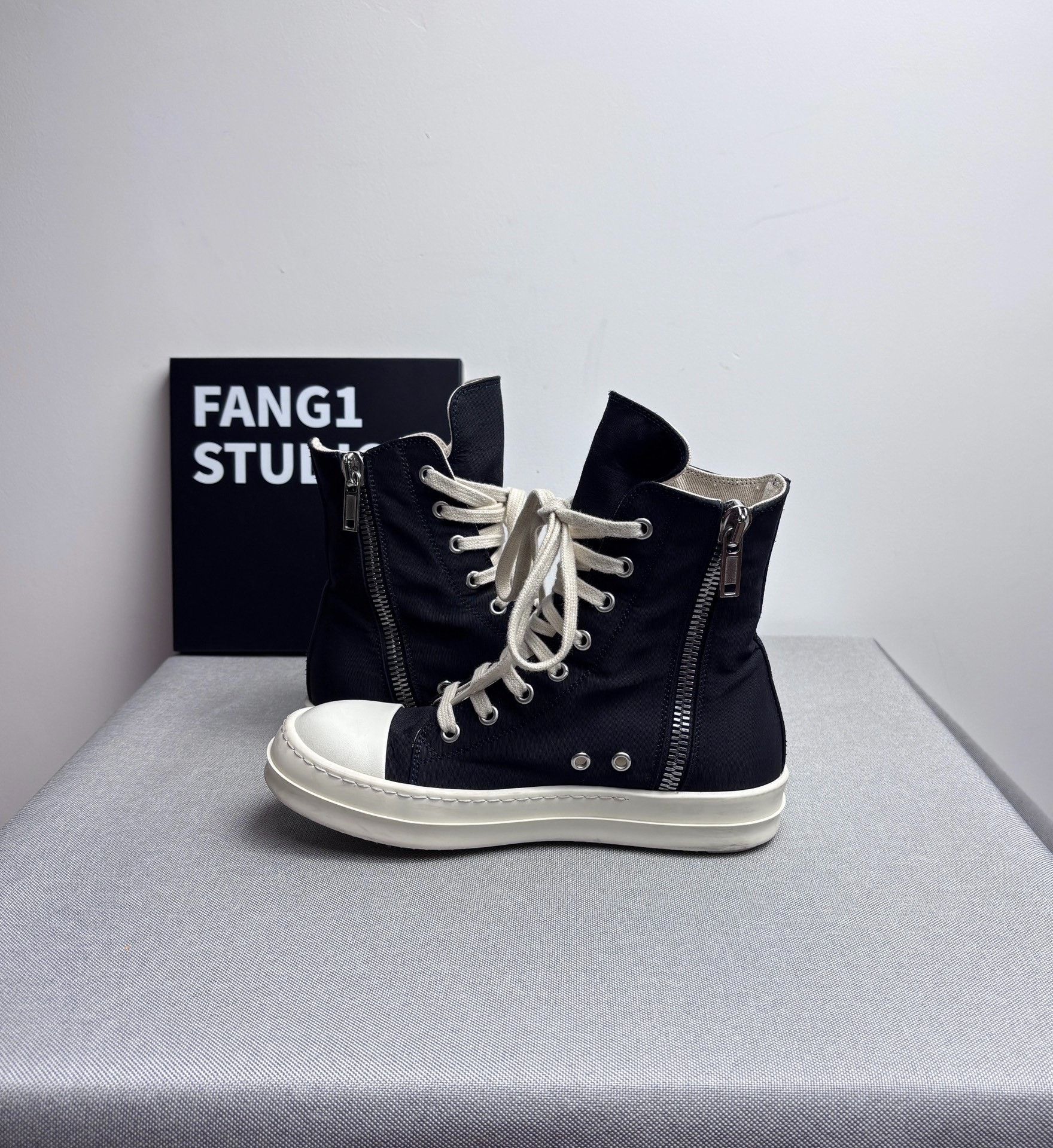 Rick Owens Rick Owens Hitop Sneakers us_6 Women Size US 6 / IT 36 - 6 Thumbnail