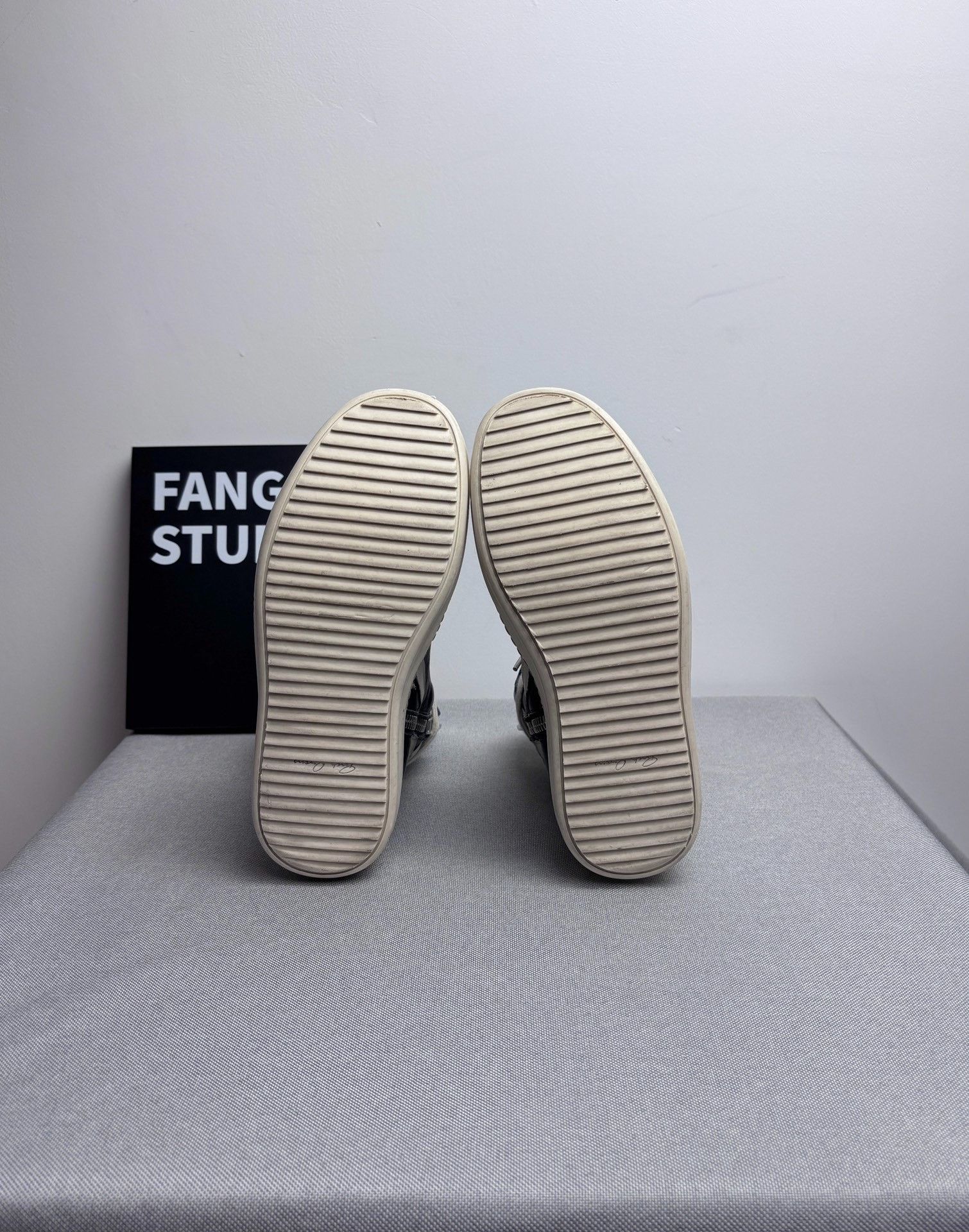 Rick Owens Rick Owens Leather Black Hitop Sneakers us_5 Women Size US 5 / IT 35 - 8 Thumbnail