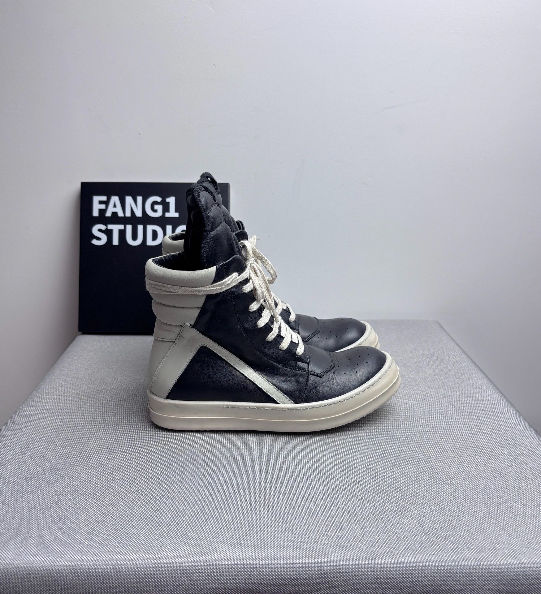 Rick Owens Rick Owens Leather Black Hitop Sneakers us_5 Women Size US 5 / IT 35 - 3 Thumbnail